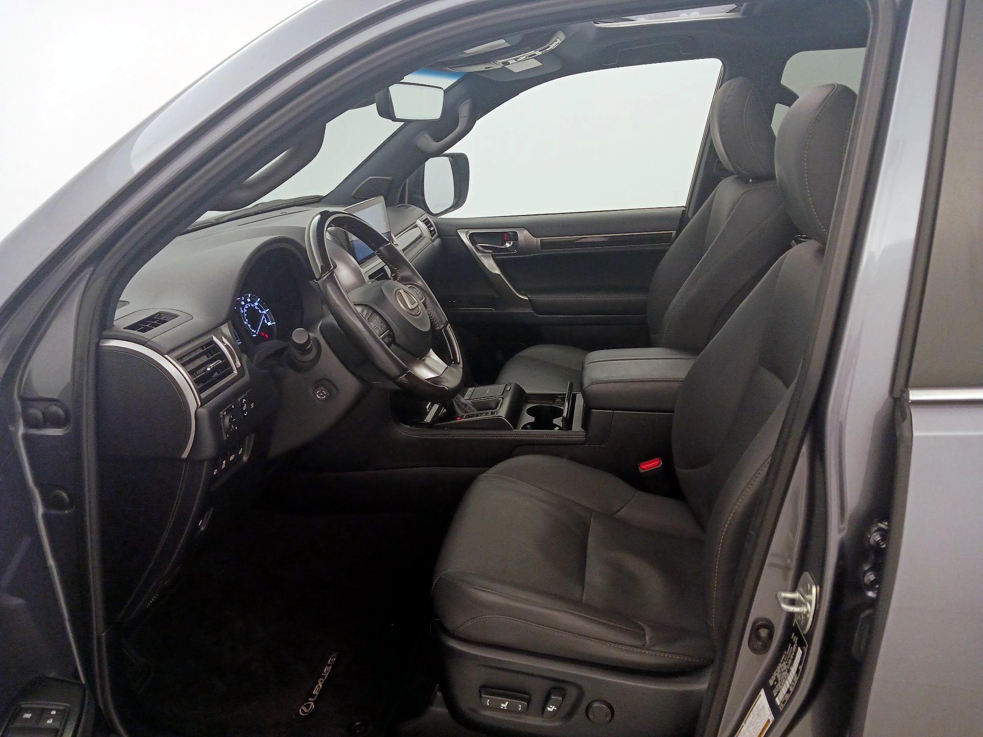 Thumbnail: 2023 Lexus GX - 11