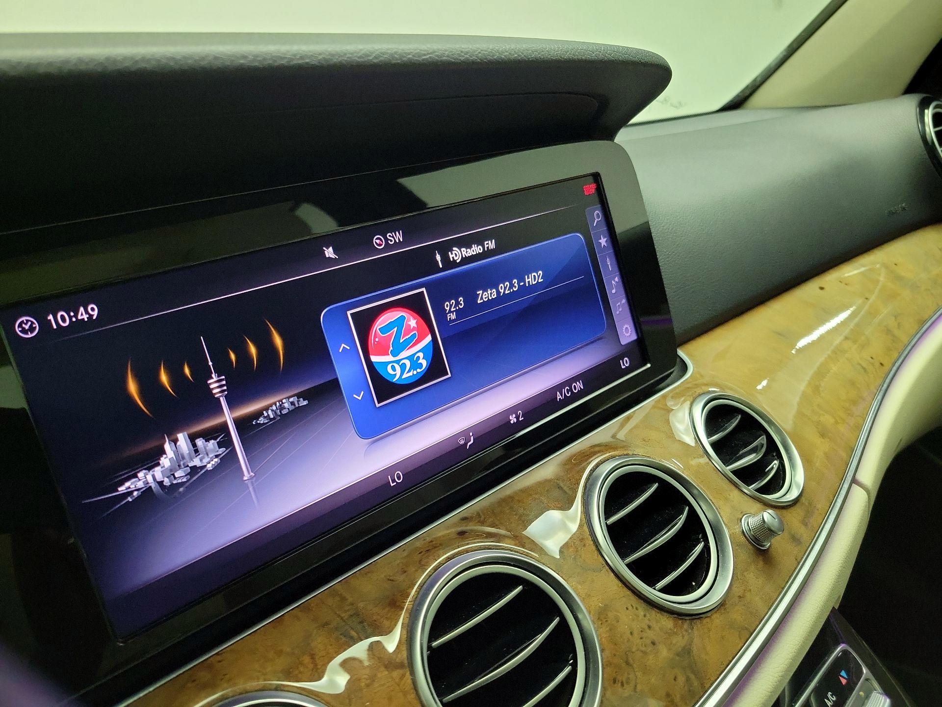 Thumbnail: 2018 Mercedes-Benz E-Class - 16