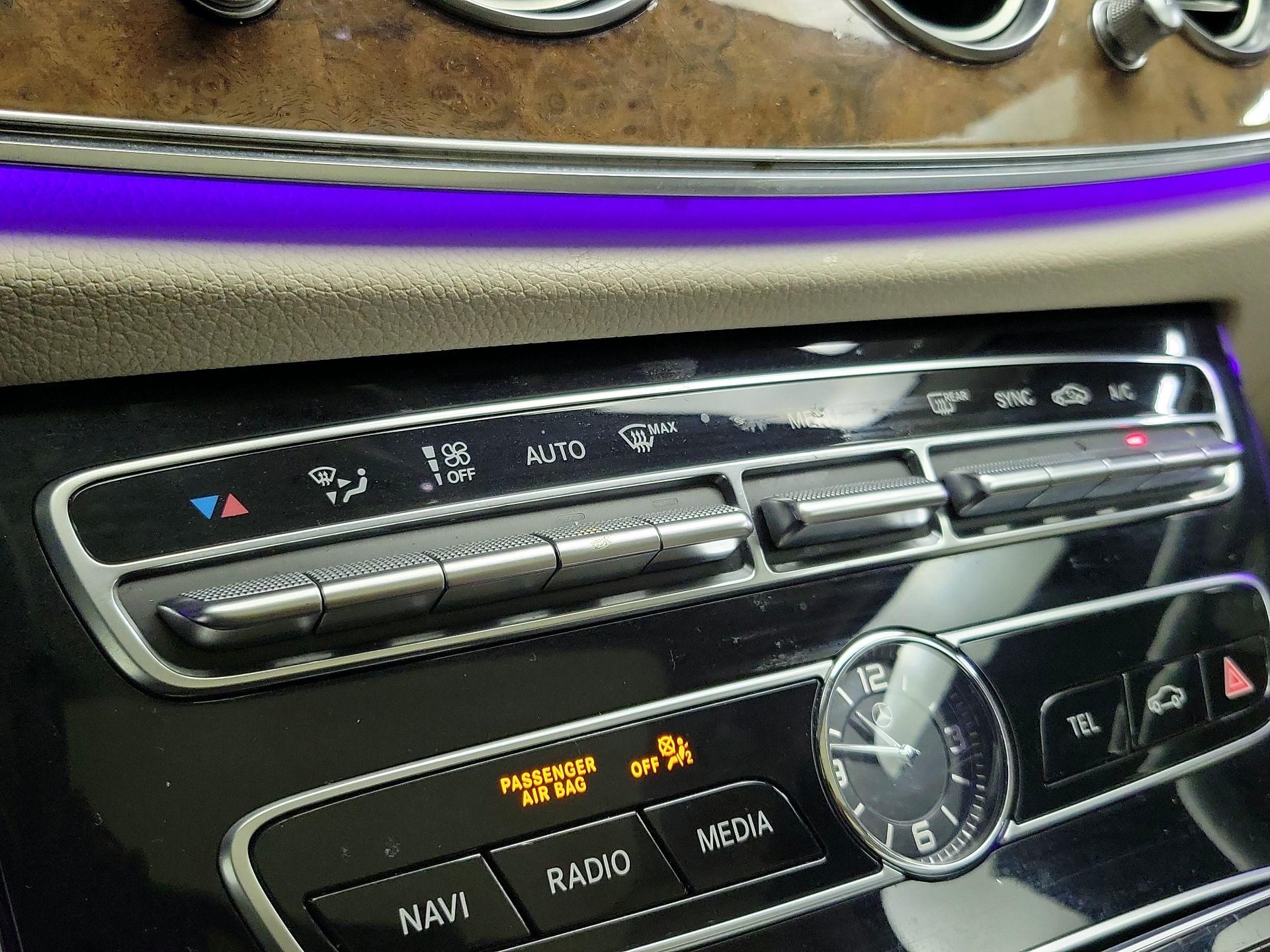 Thumbnail: 2018 Mercedes-Benz E-Class - 17