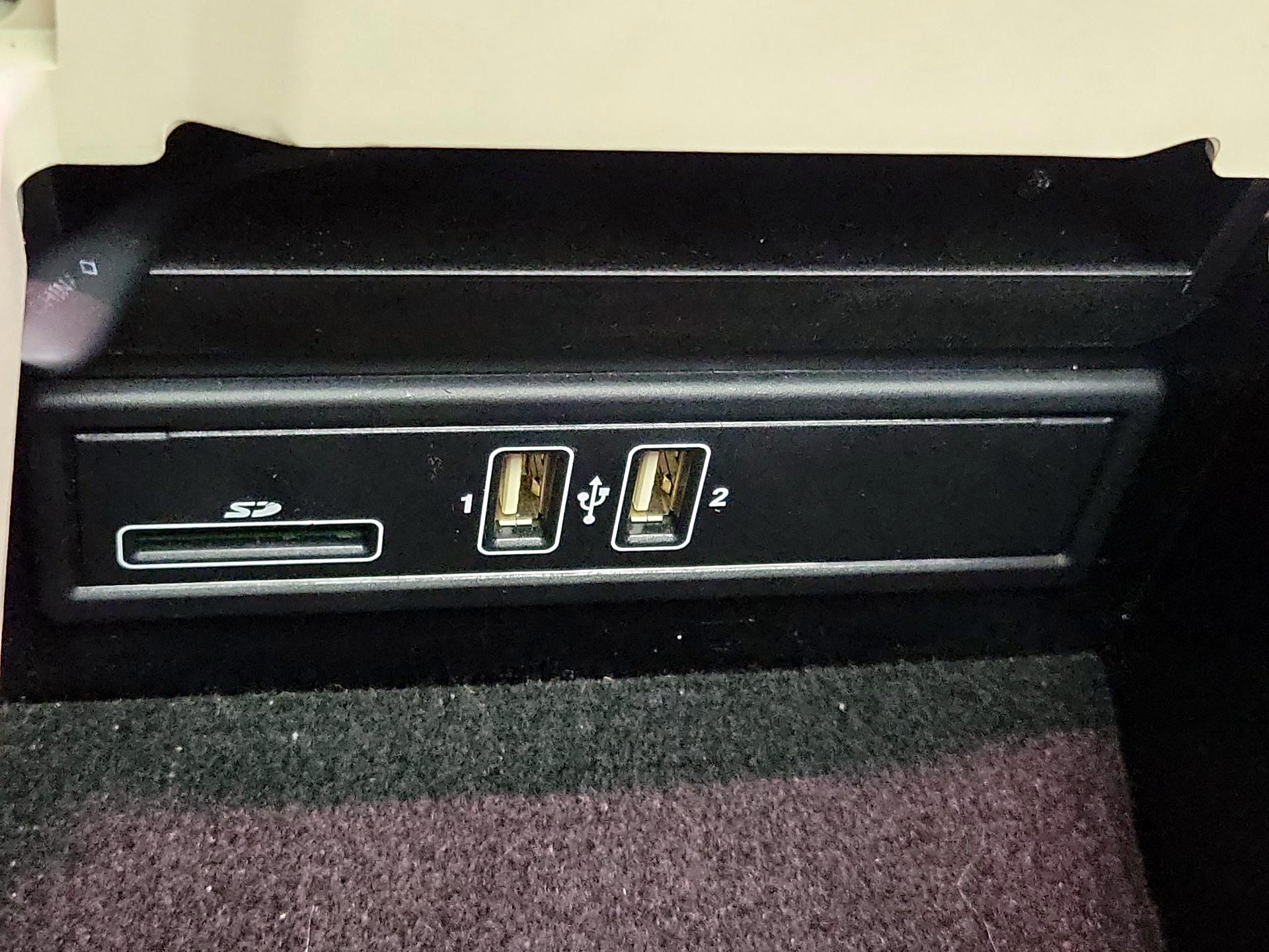 Thumbnail: 2018 Mercedes-Benz E-Class - 19