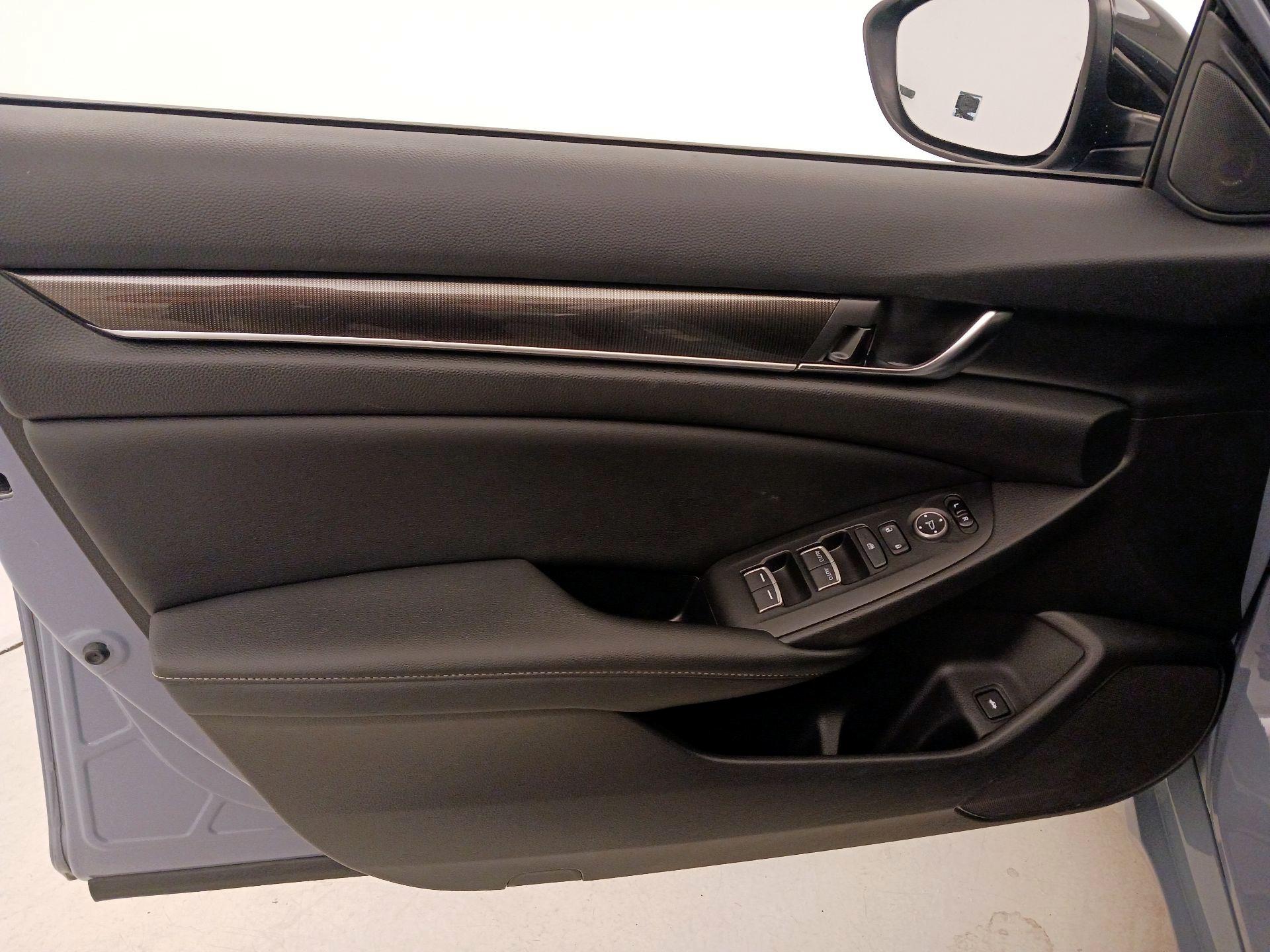 Thumbnail: 2021 Honda Accord - 12