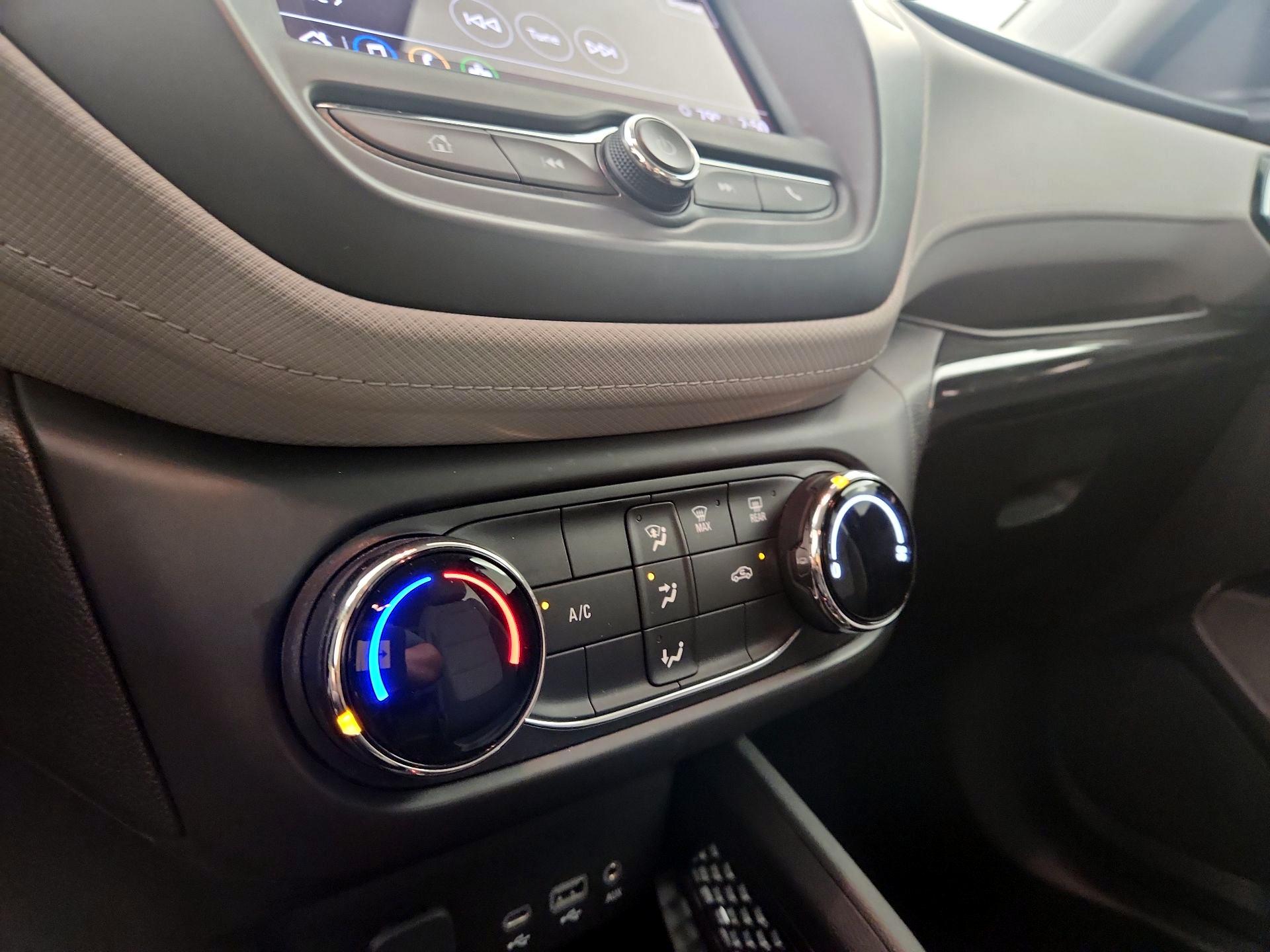 Thumbnail: 2021 Chevrolet TrailBlazer - 16