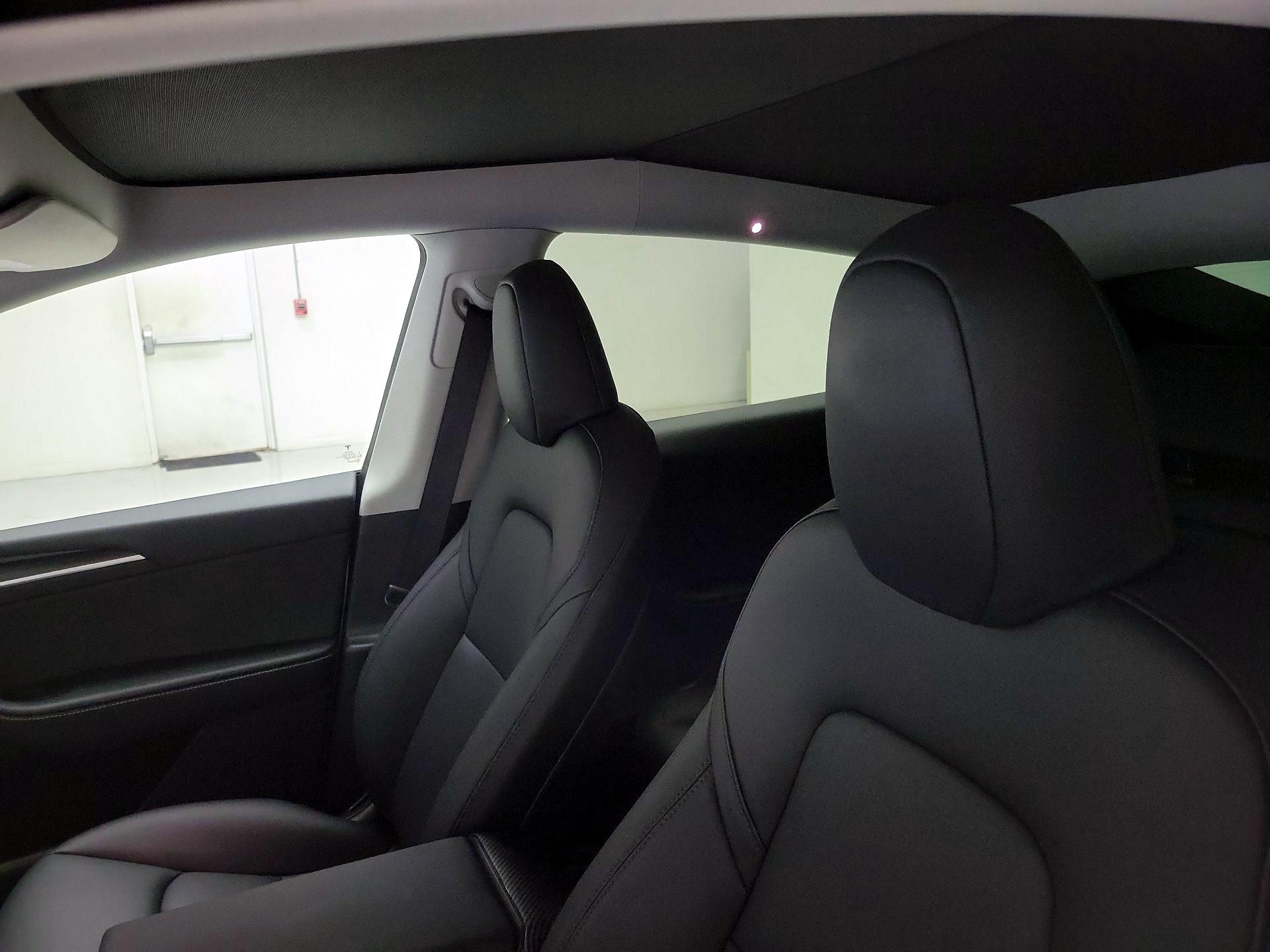 Thumbnail: 2023 Tesla Model Y - 19