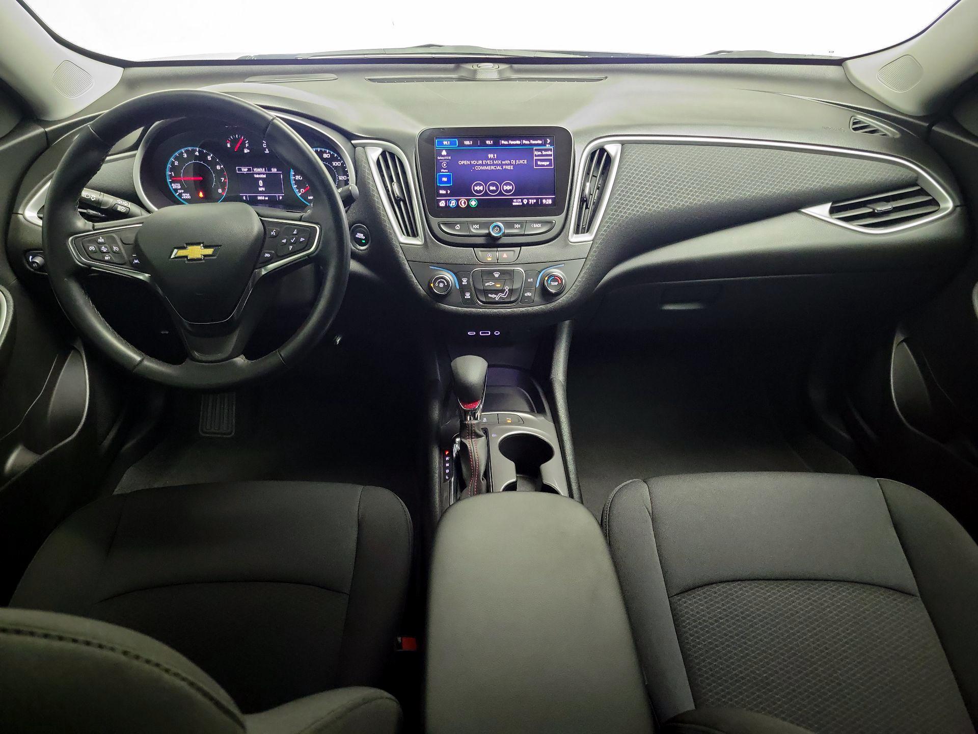 Thumbnail: 2024 Chevrolet Malibu - 9