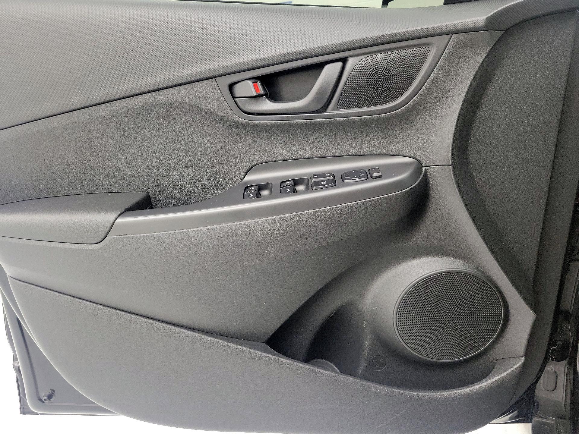 Thumbnail: 2019 Hyundai Kona - 12