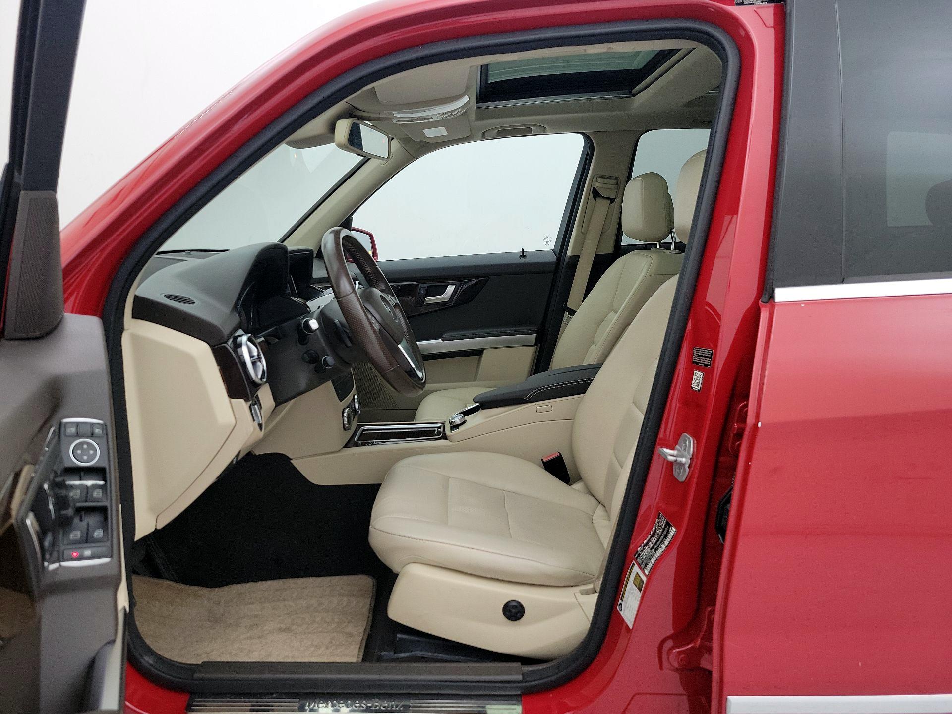 Thumbnail: 2015 Mercedes-Benz GLK - 11