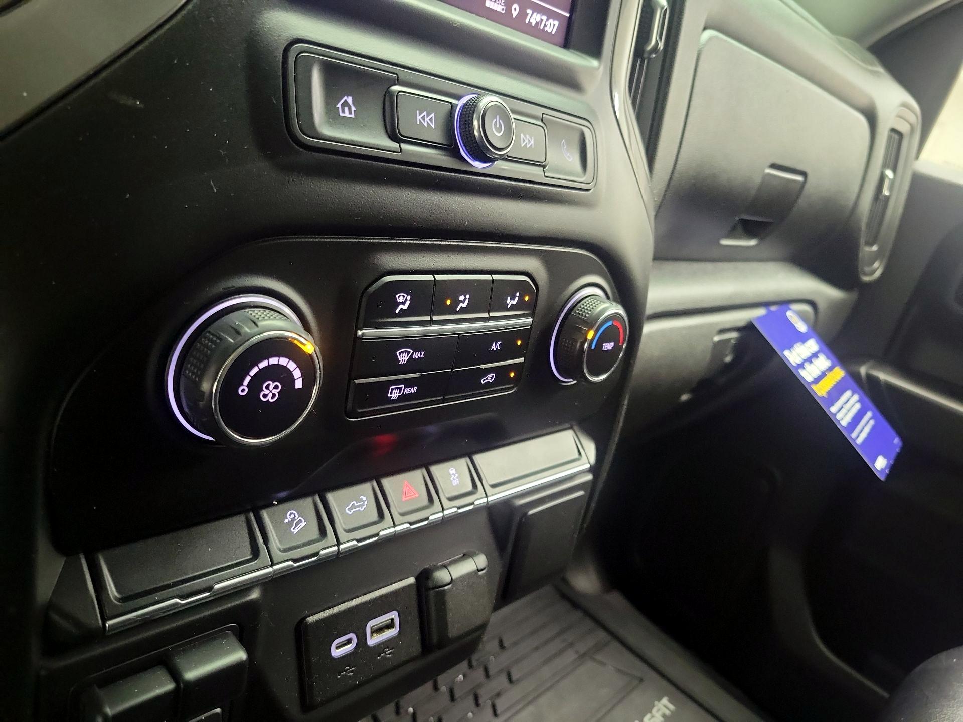 Thumbnail: 2021 Chevrolet Silverado 1500 - 16