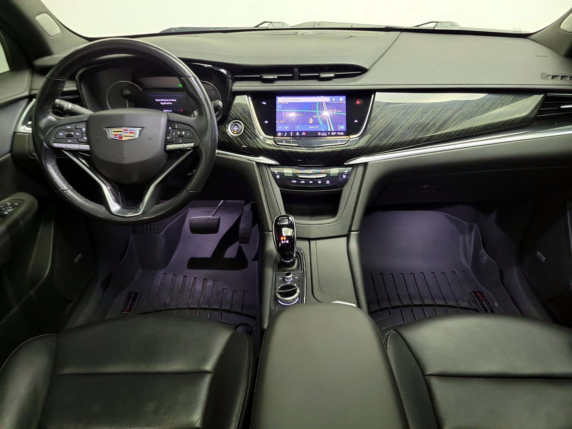 Thumbnail: 2022 Cadillac XT6 - 9