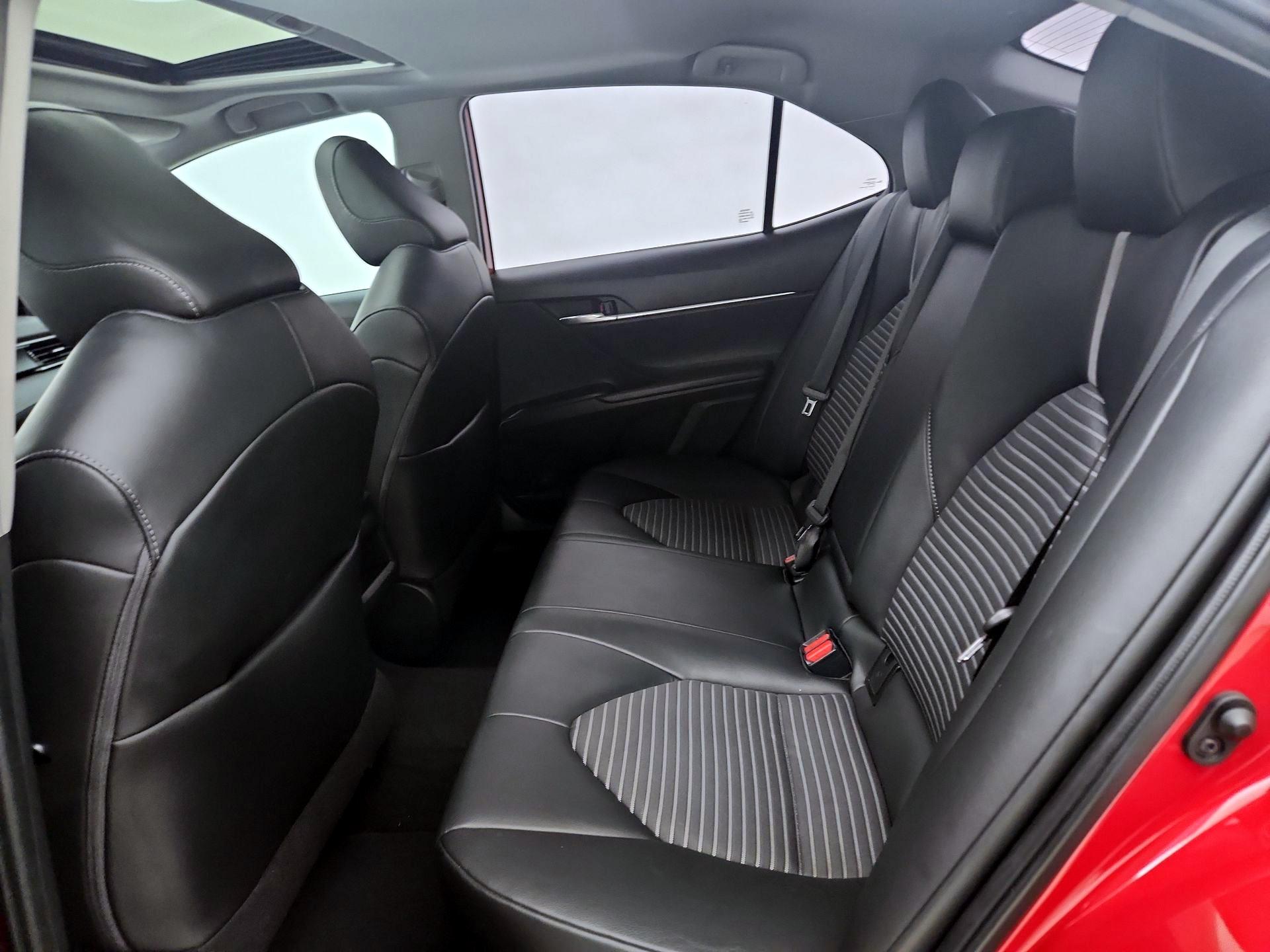 Thumbnail: 2021 Toyota Camry - 20