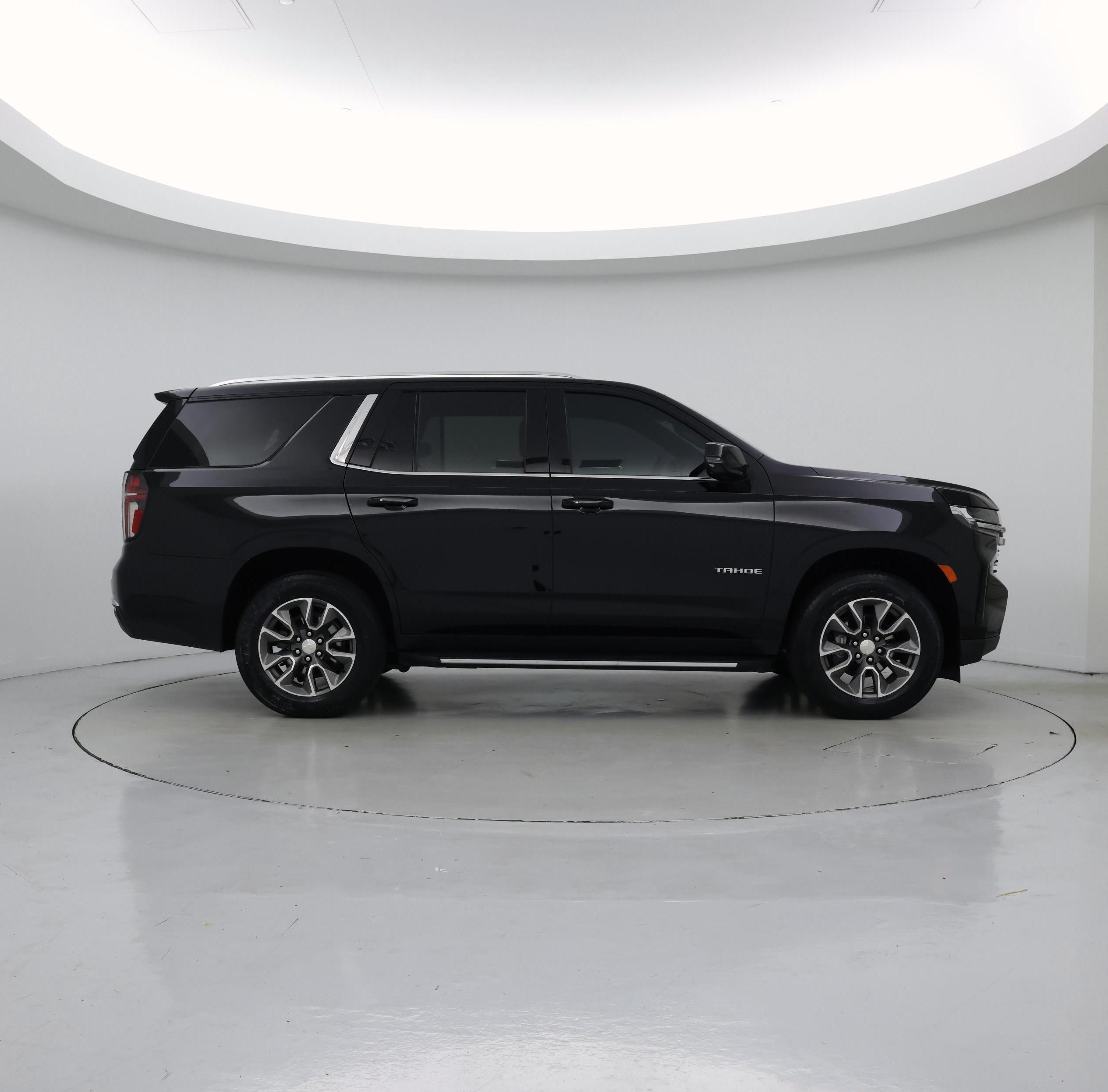 Thumbnail: 2023 Chevrolet Tahoe - 7