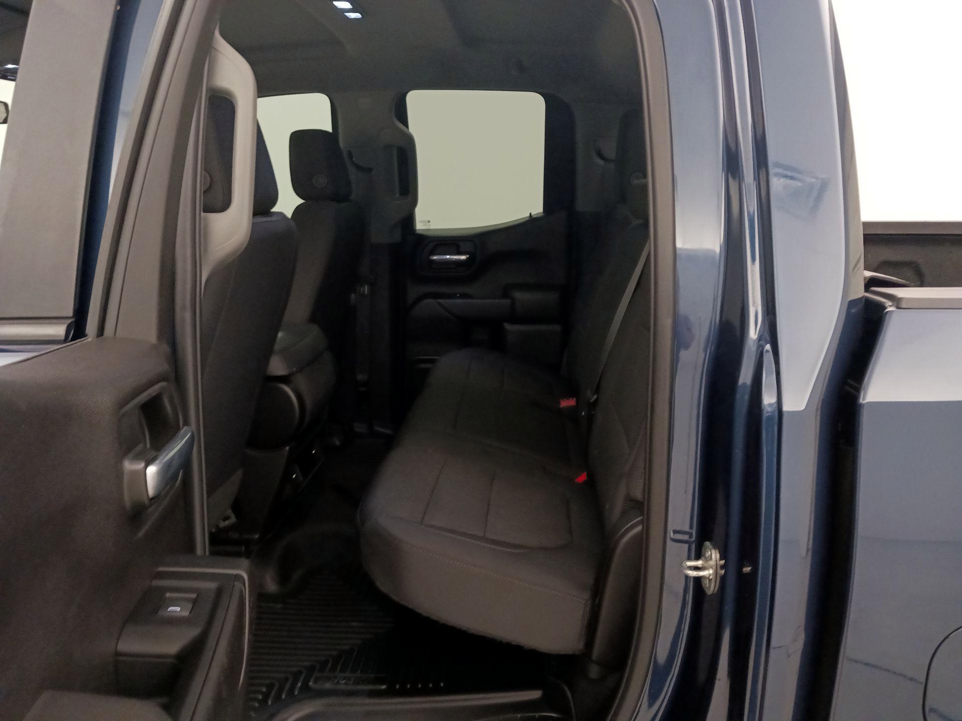 Thumbnail: 2022 Chevrolet Silverado 1500 - 19