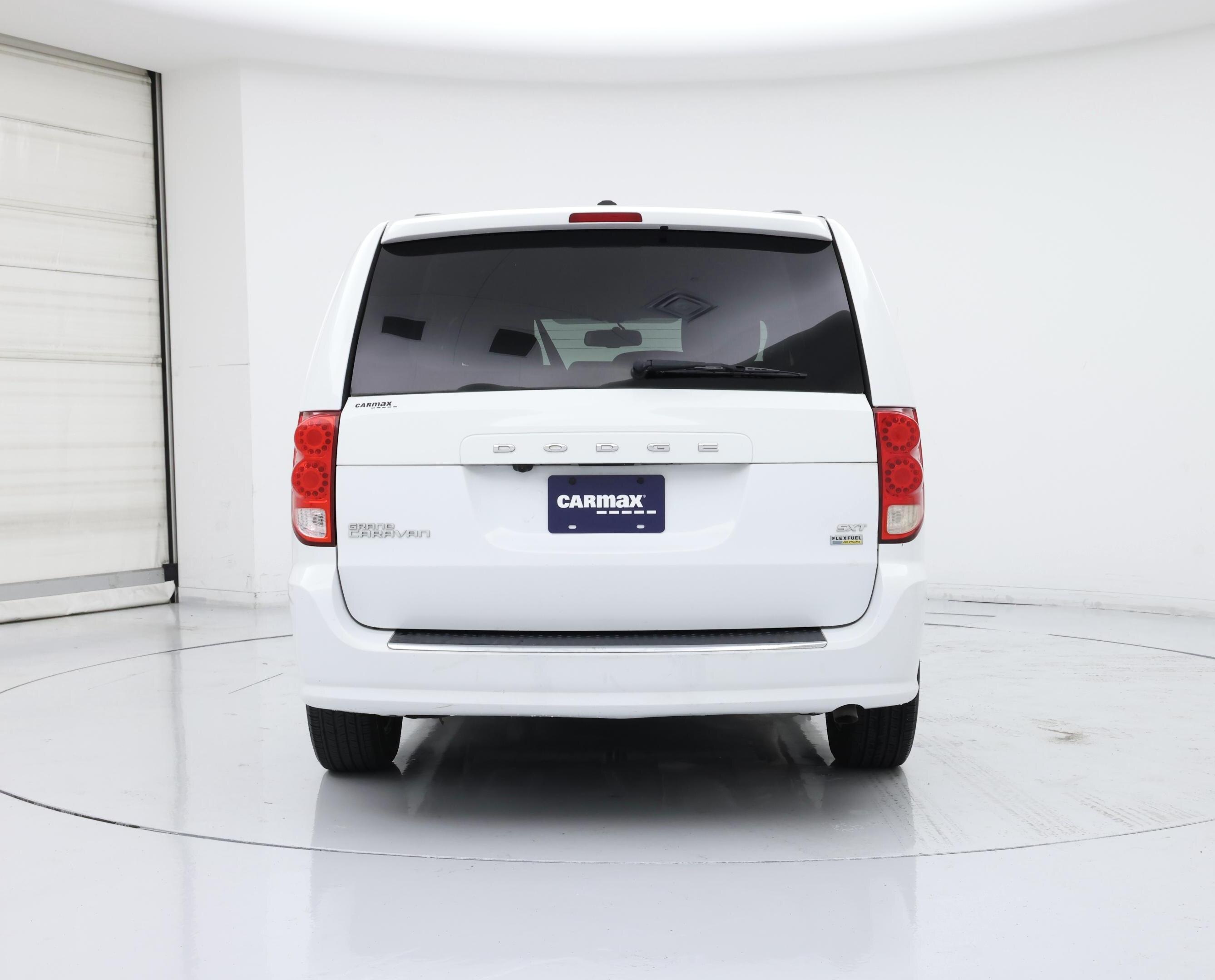 Thumbnail: 2017 Dodge Grand Caravan - 6