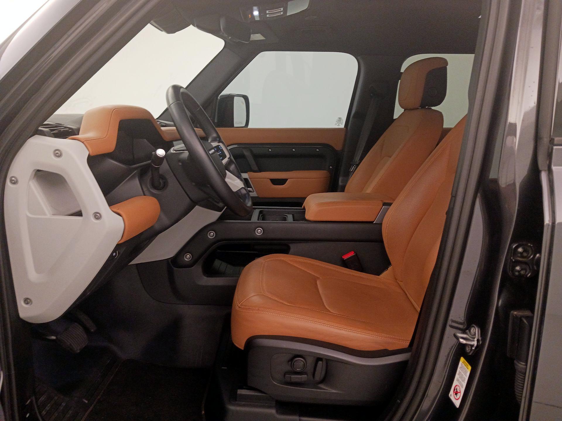 Thumbnail: 2023 Land Rover Defender - 11