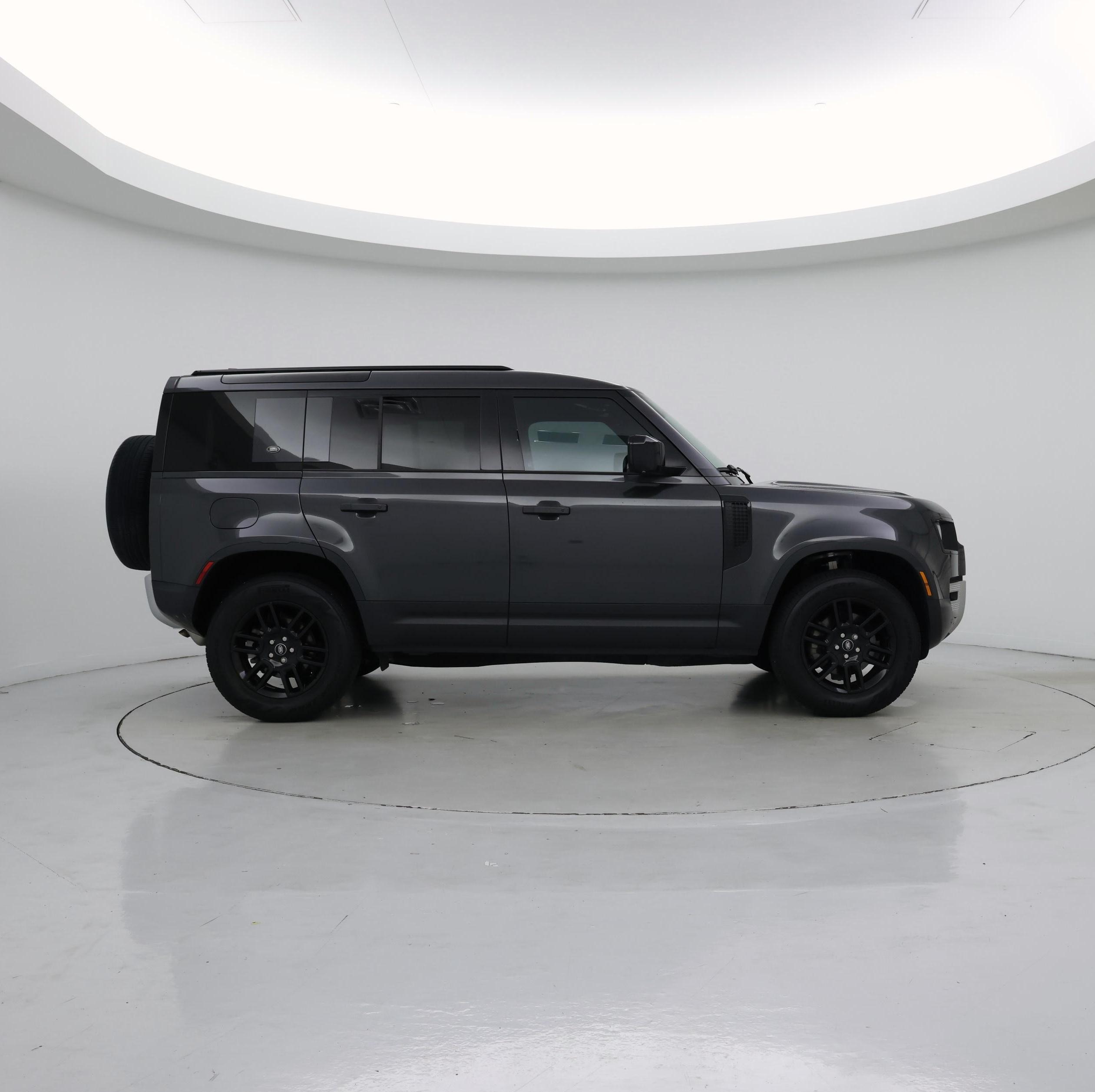 Thumbnail: 2023 Land Rover Defender - 7