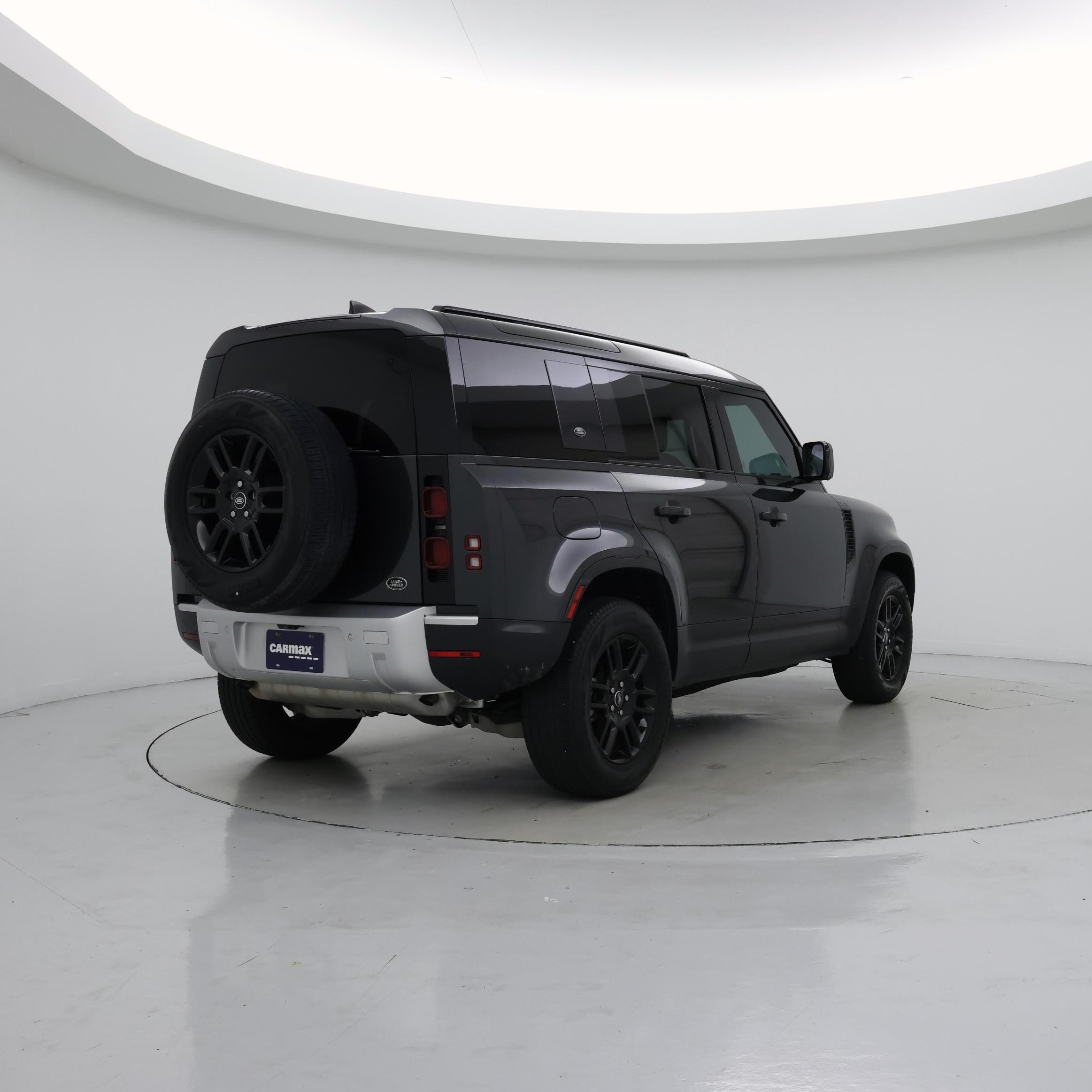 Thumbnail: 2023 Land Rover Defender - 8