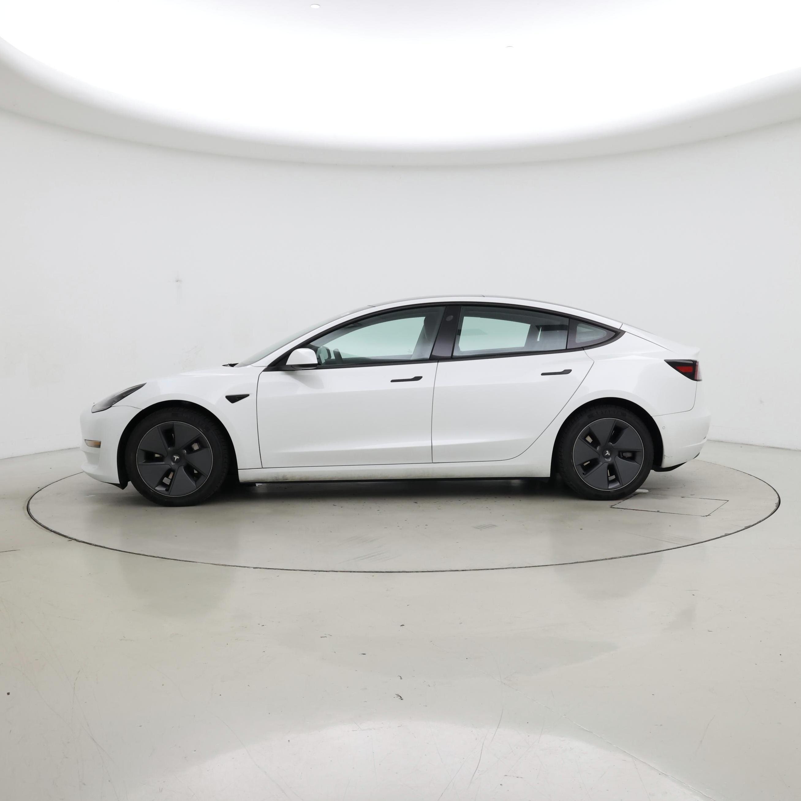 Thumbnail: 2022 Tesla Model 3 - 3