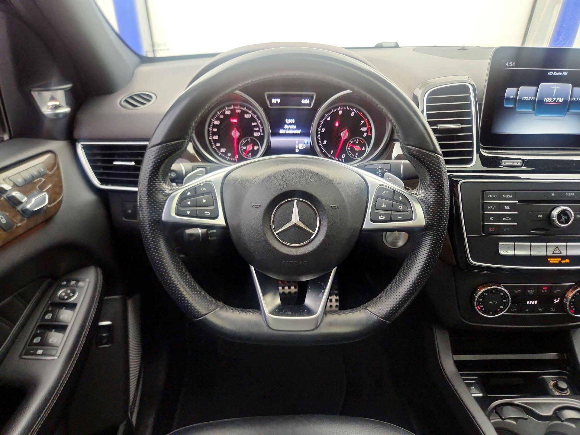 Thumbnail: 2017 Mercedes-Benz GLE - 10