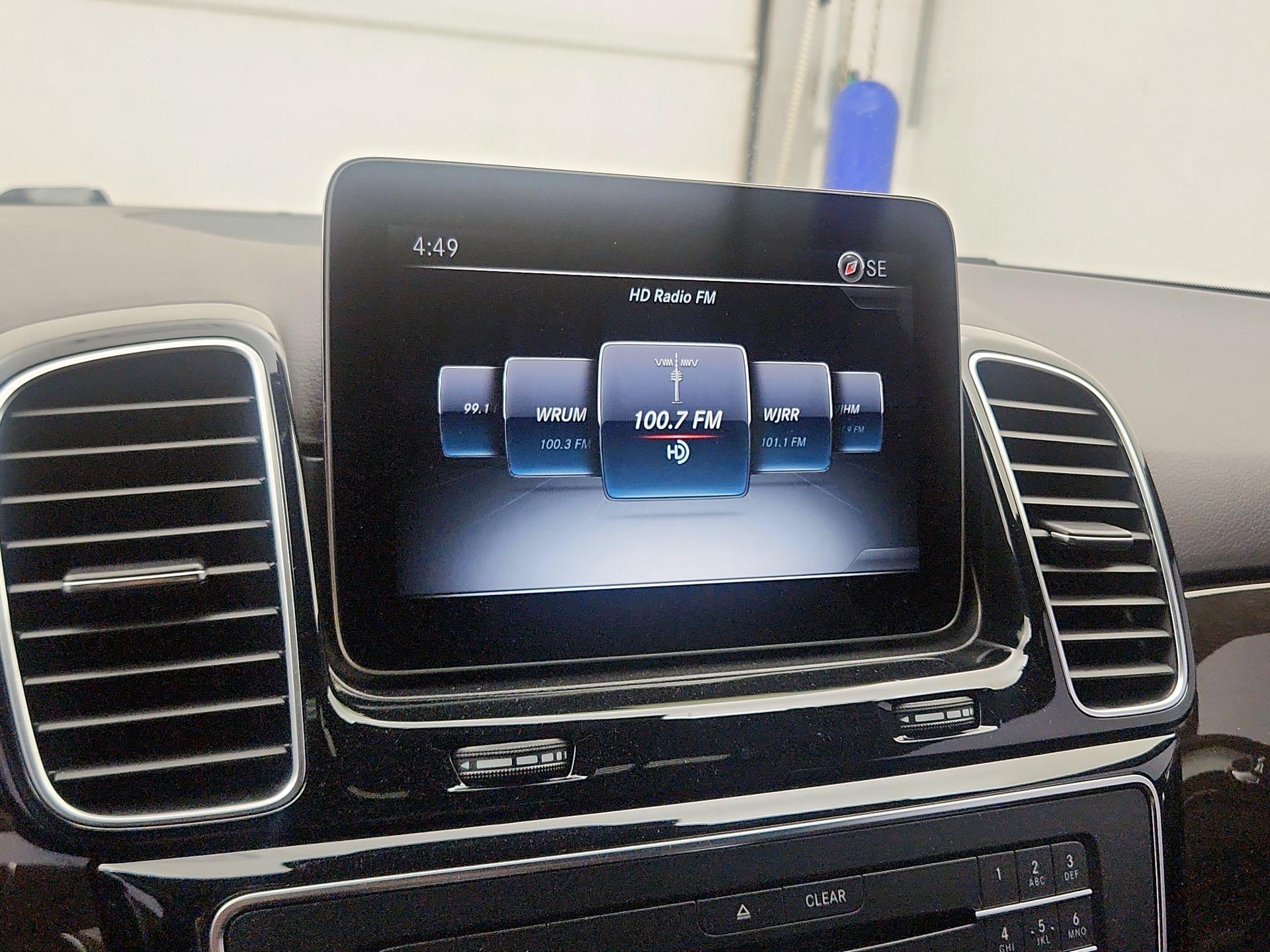 Thumbnail: 2017 Mercedes-Benz GLE - 16