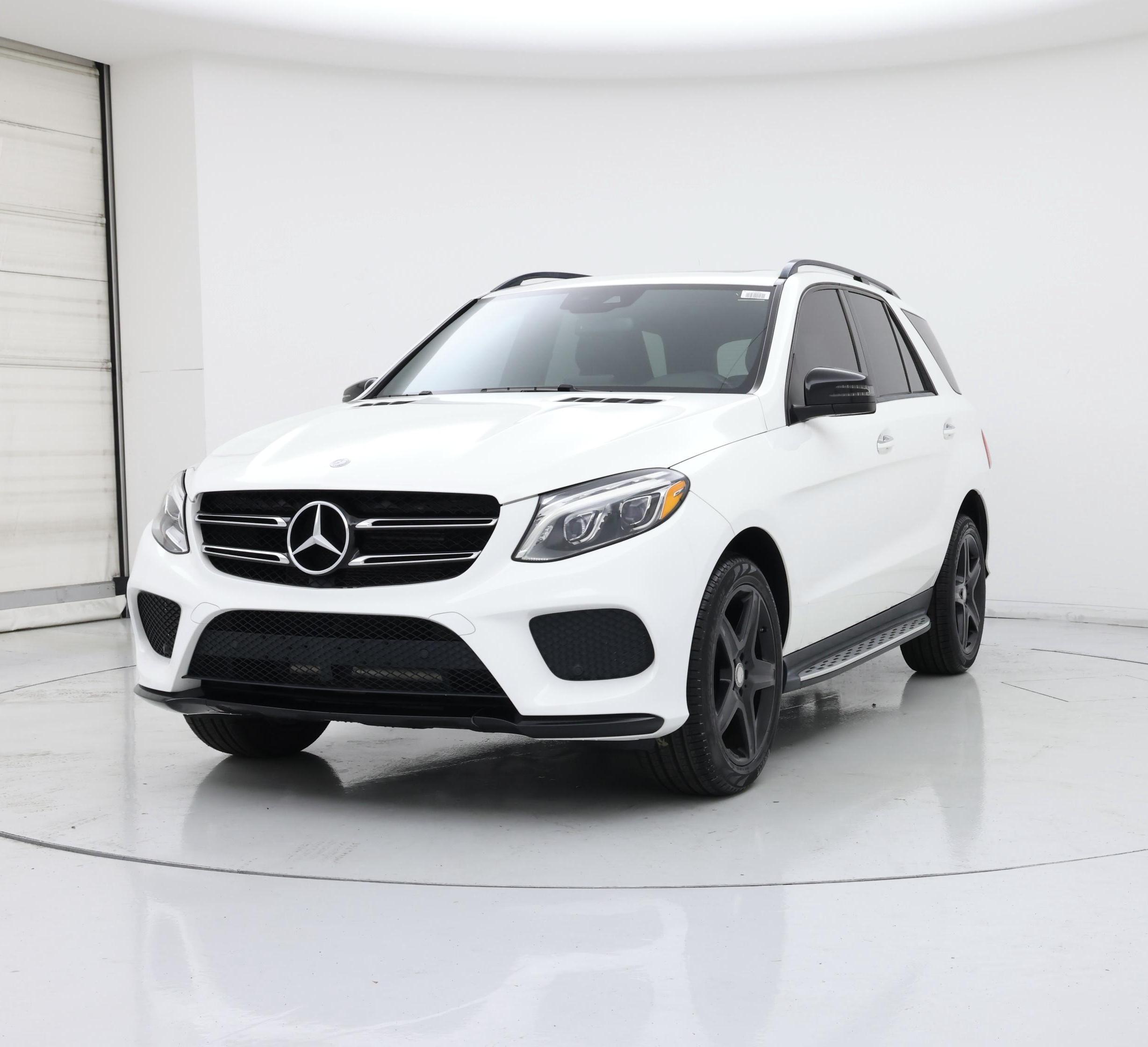 Thumbnail: 2017 Mercedes-Benz GLE - 4