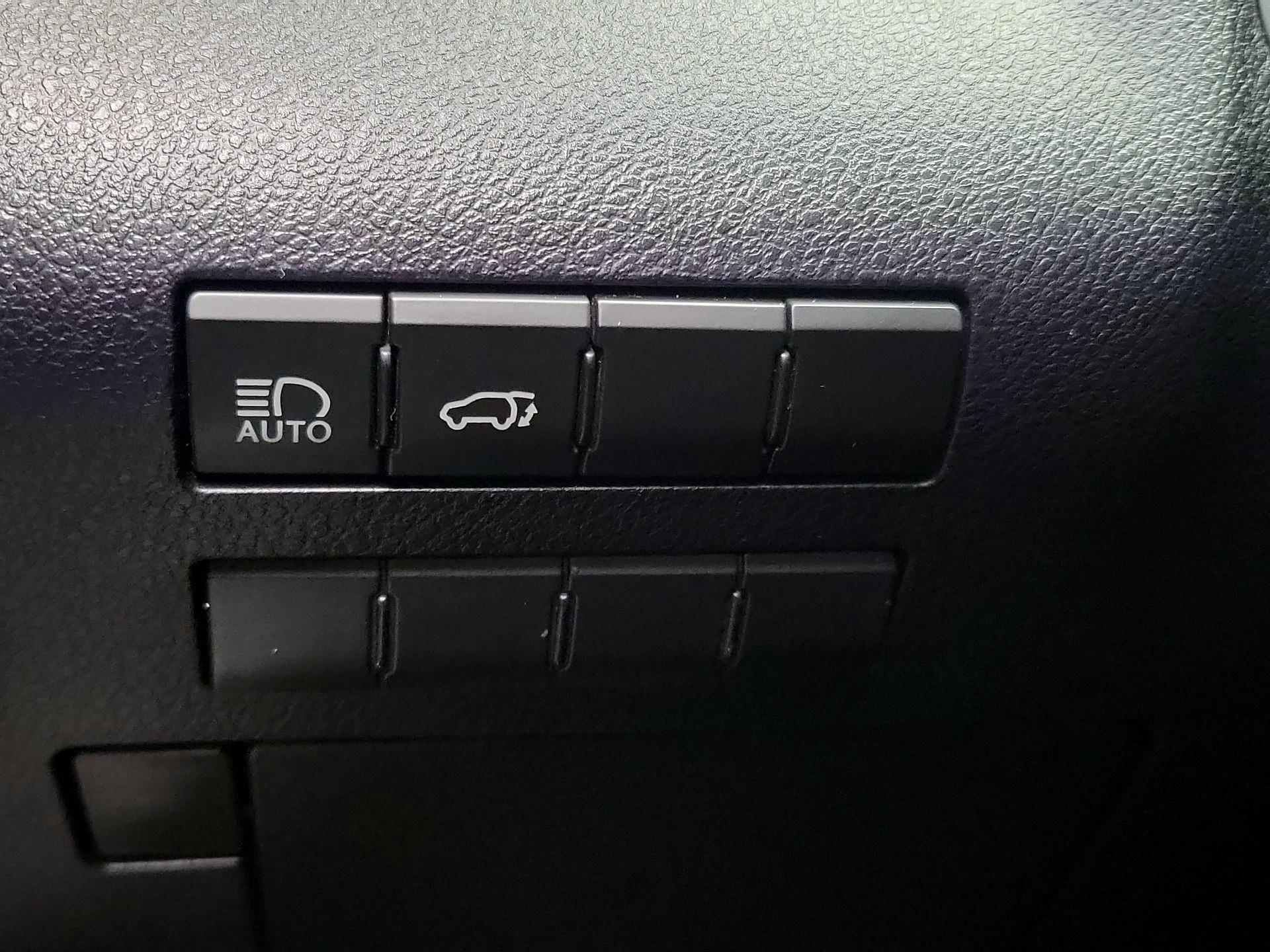 Thumbnail: 2016 Lexus RX - 13