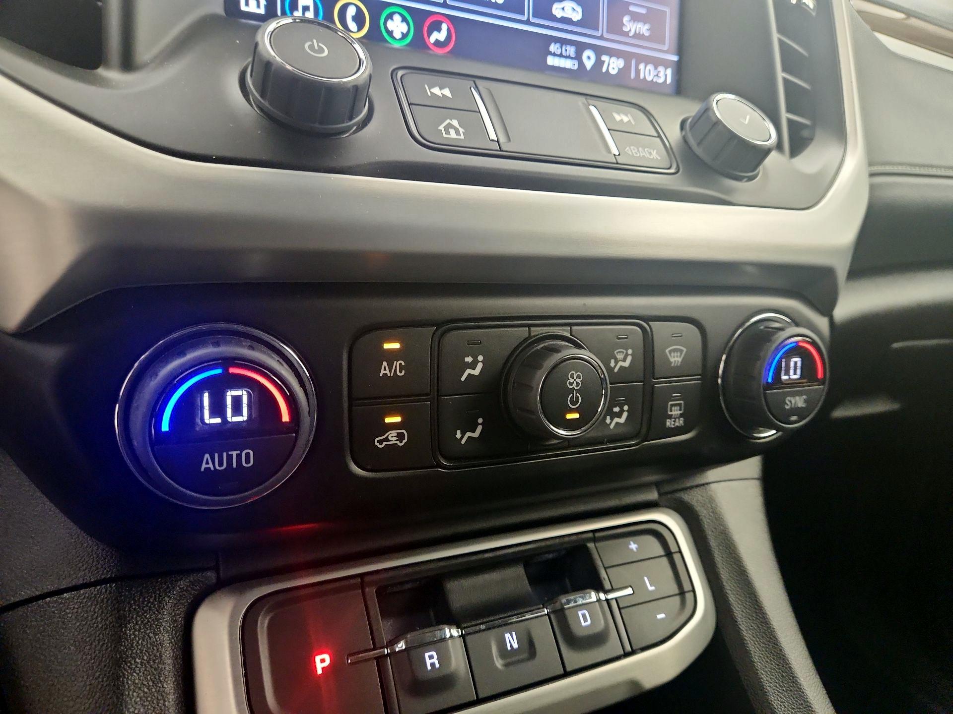 Thumbnail: 2023 GMC Acadia - 17