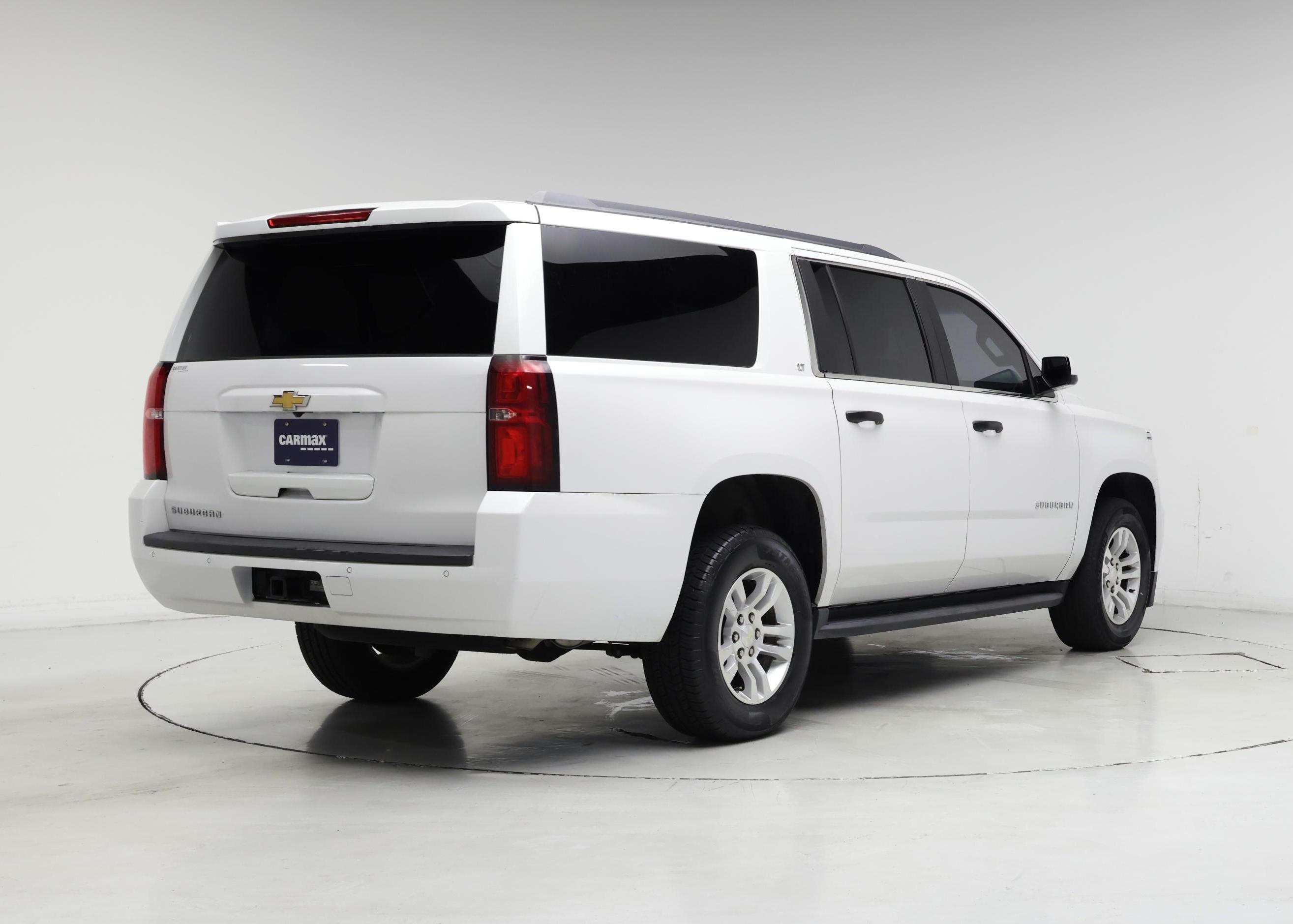 Thumbnail: 2019 Chevrolet Suburban - 8