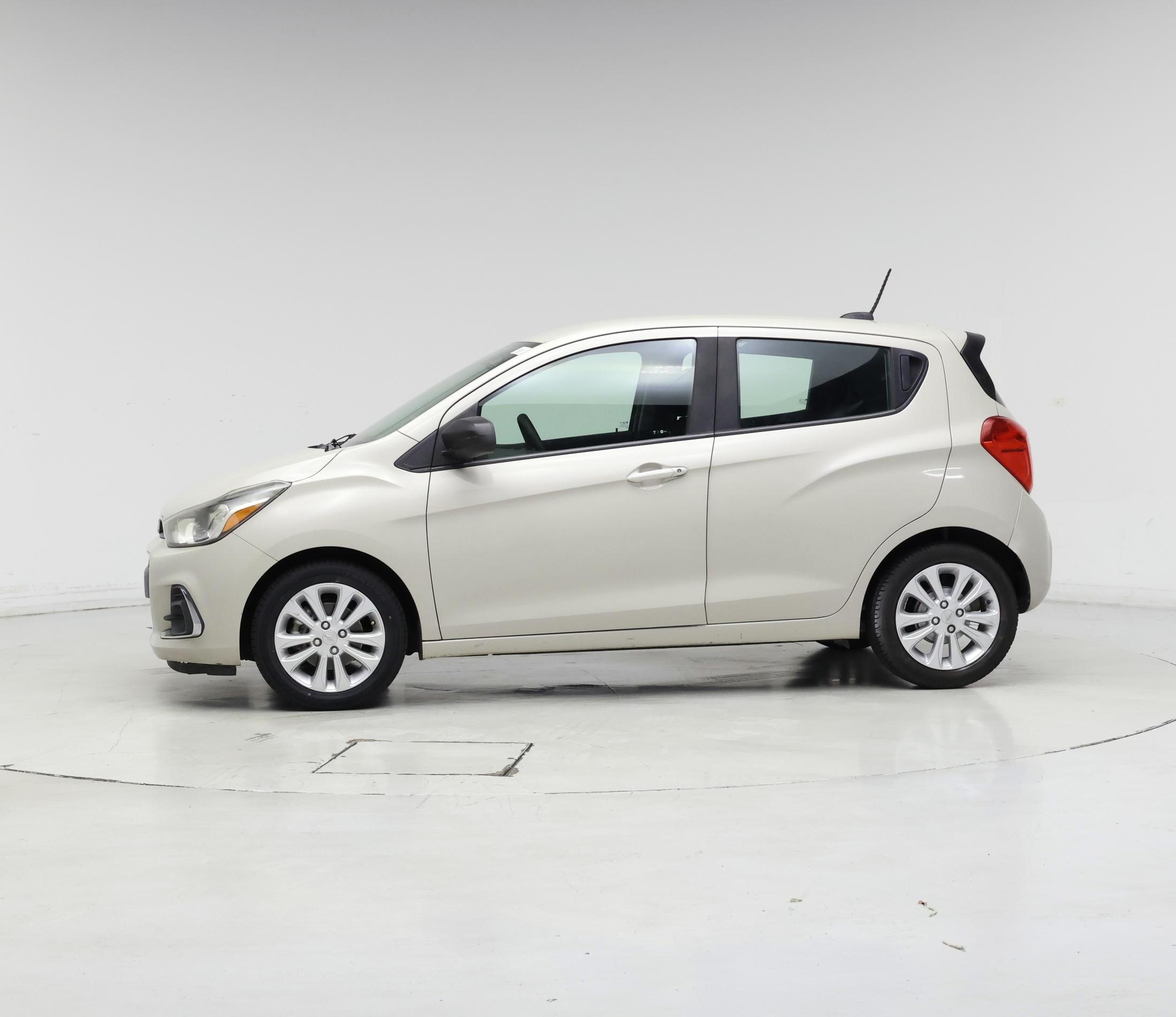 Thumbnail: 2017 Chevrolet Spark - 3