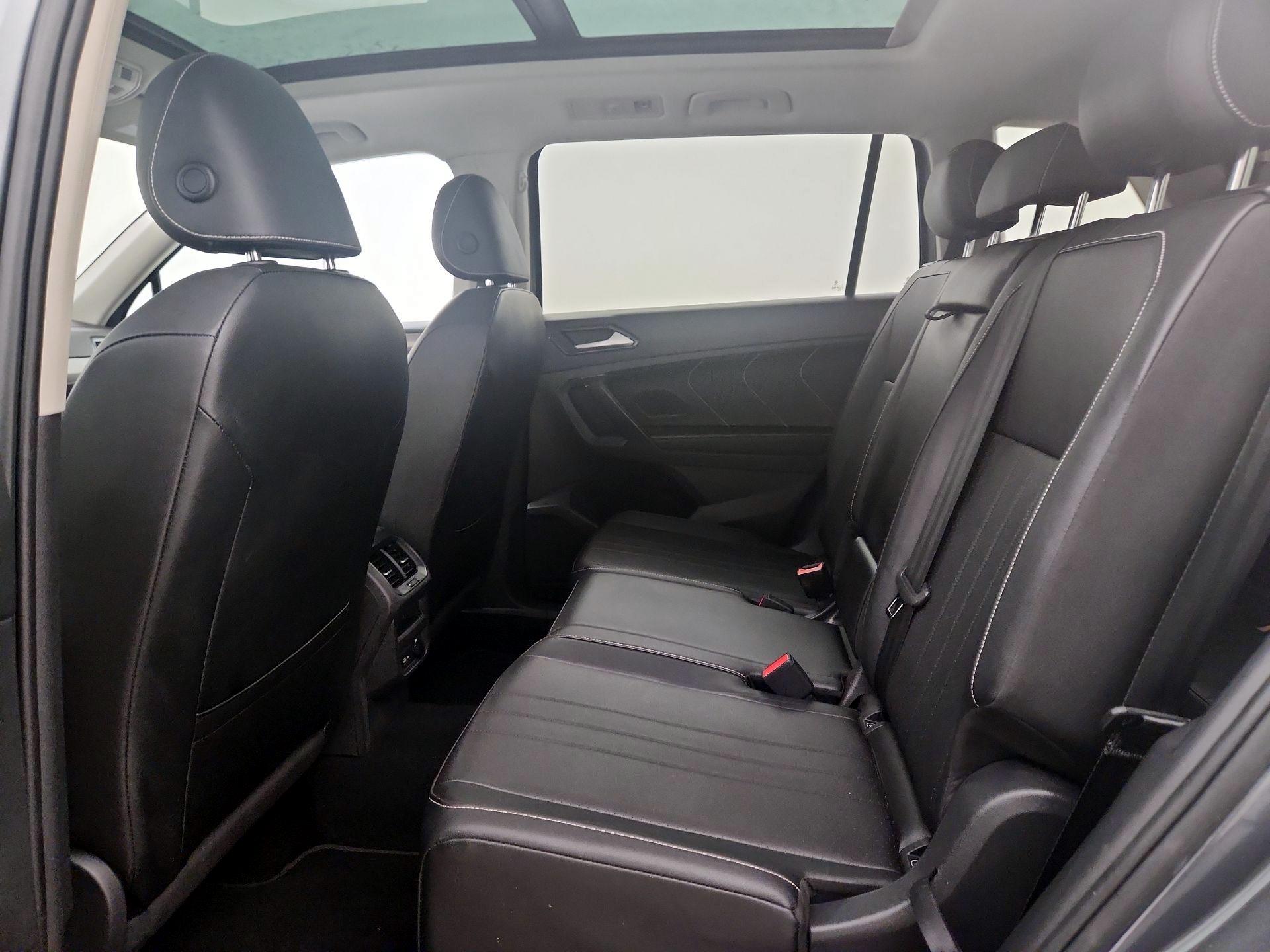 Thumbnail: 2023 Volkswagen Tiguan - 20