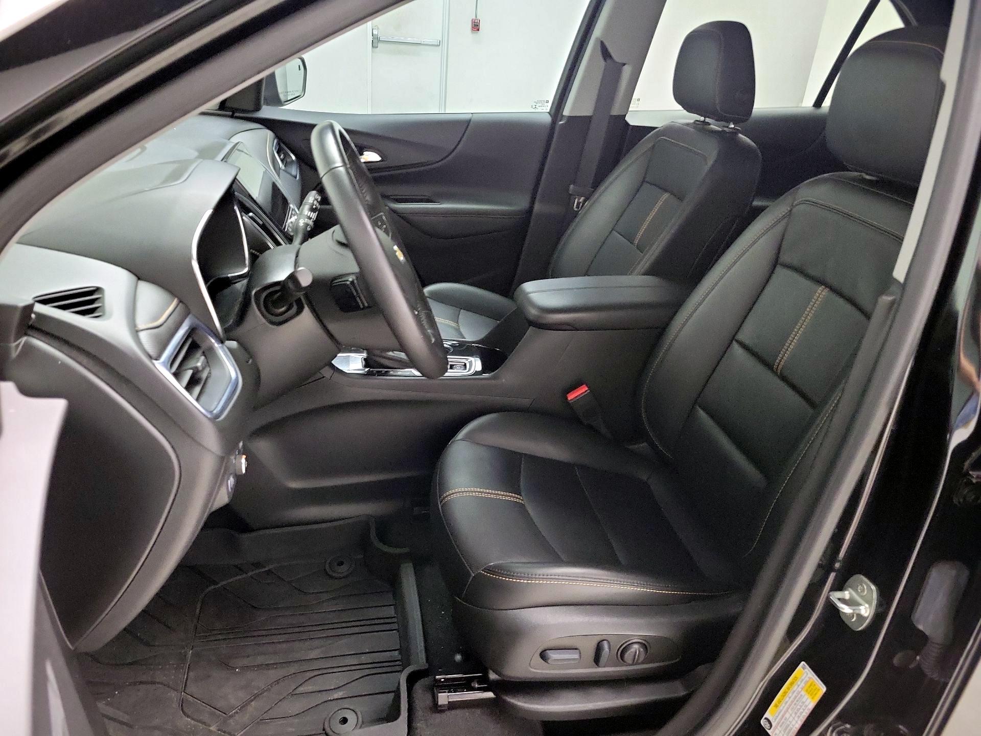 Thumbnail: 2022 Chevrolet Equinox - 11