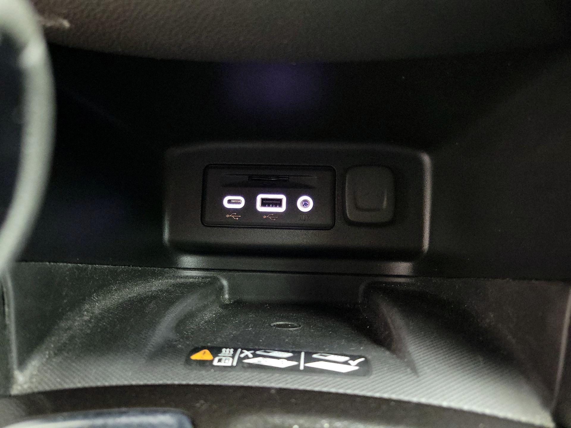 Thumbnail: 2022 Chevrolet Equinox - 19
