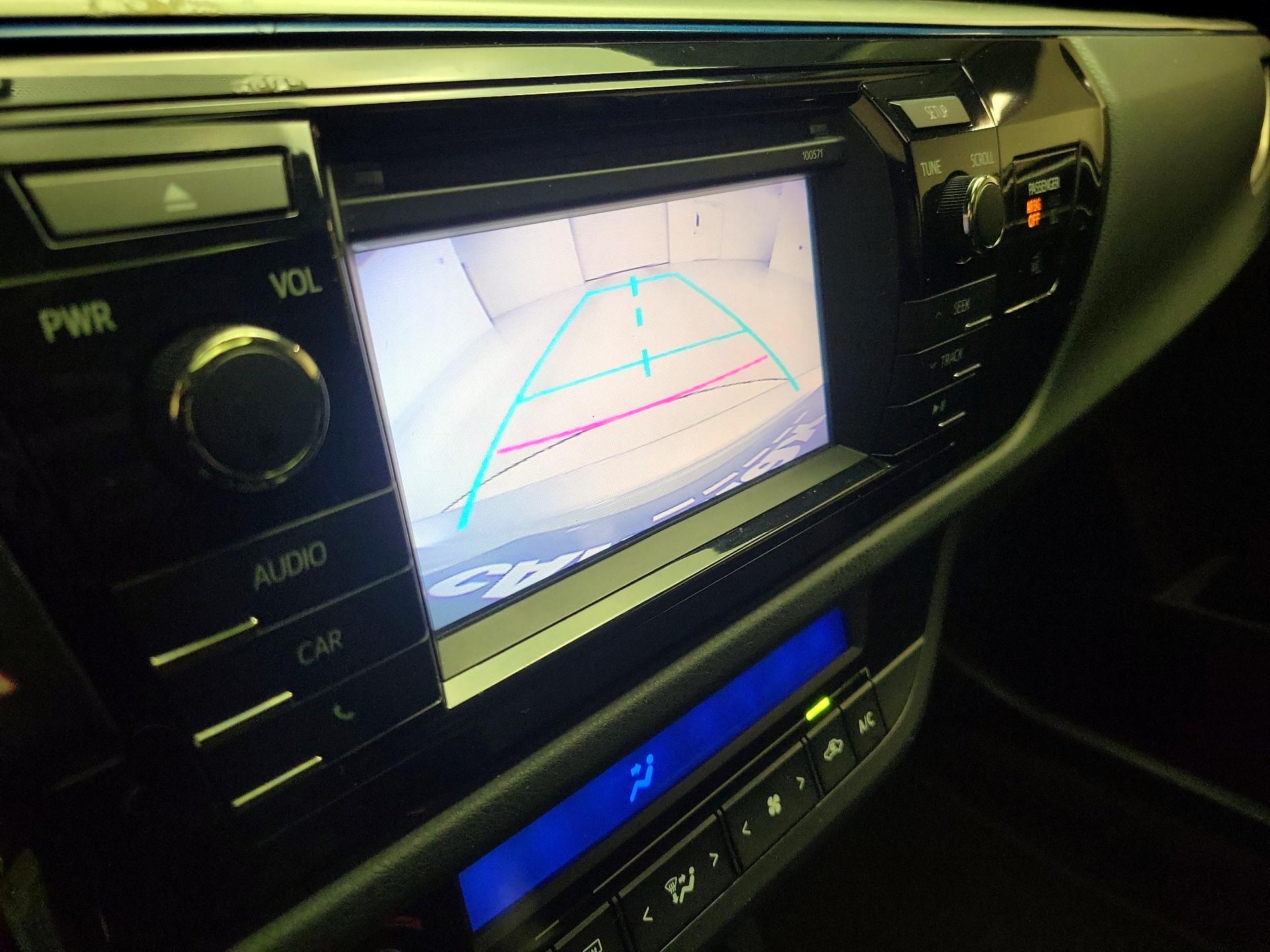 Thumbnail: 2016 Toyota Corolla - 14