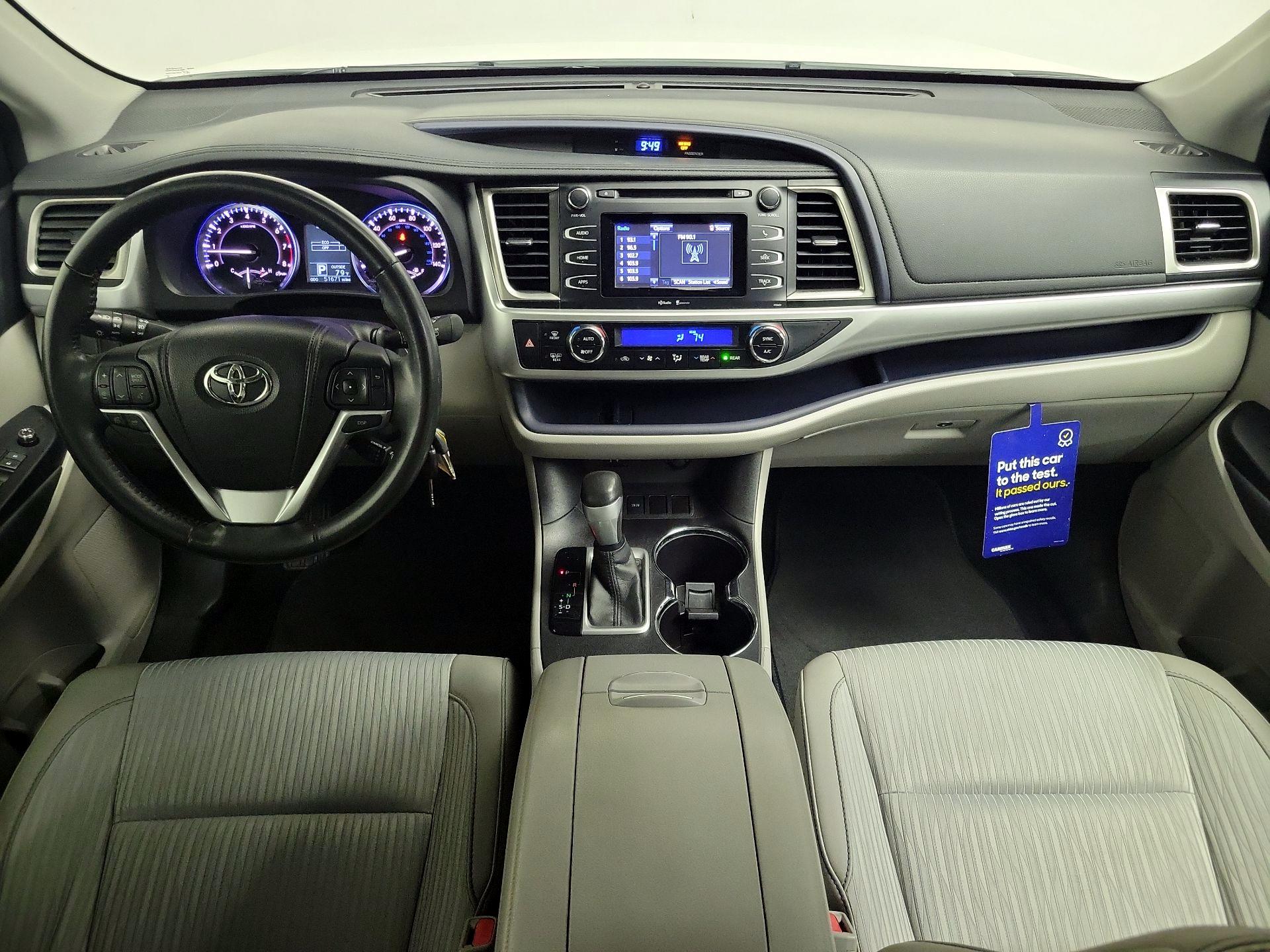 Thumbnail: 2014 Toyota Highlander - 9