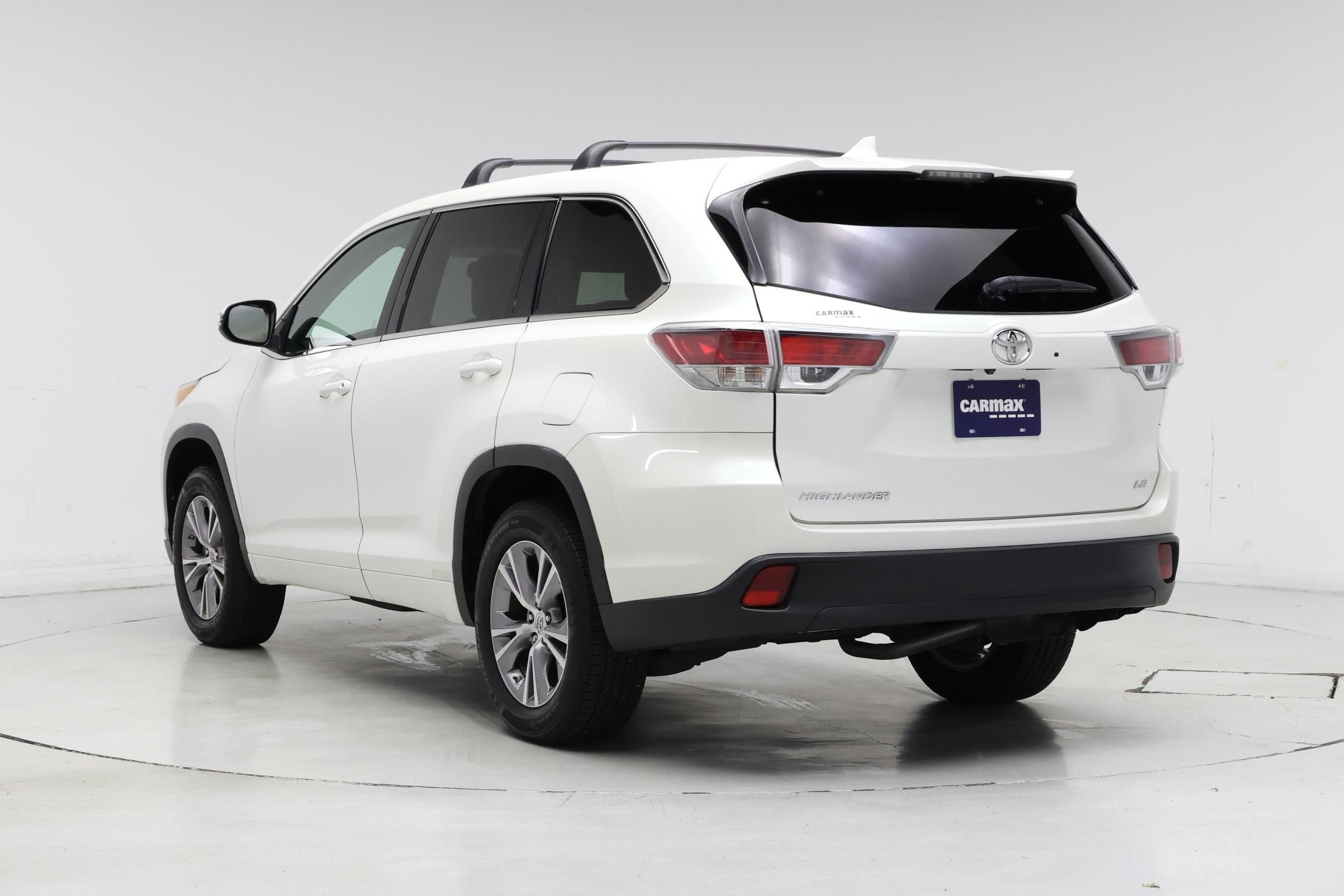 Thumbnail: 2014 Toyota Highlander - 2