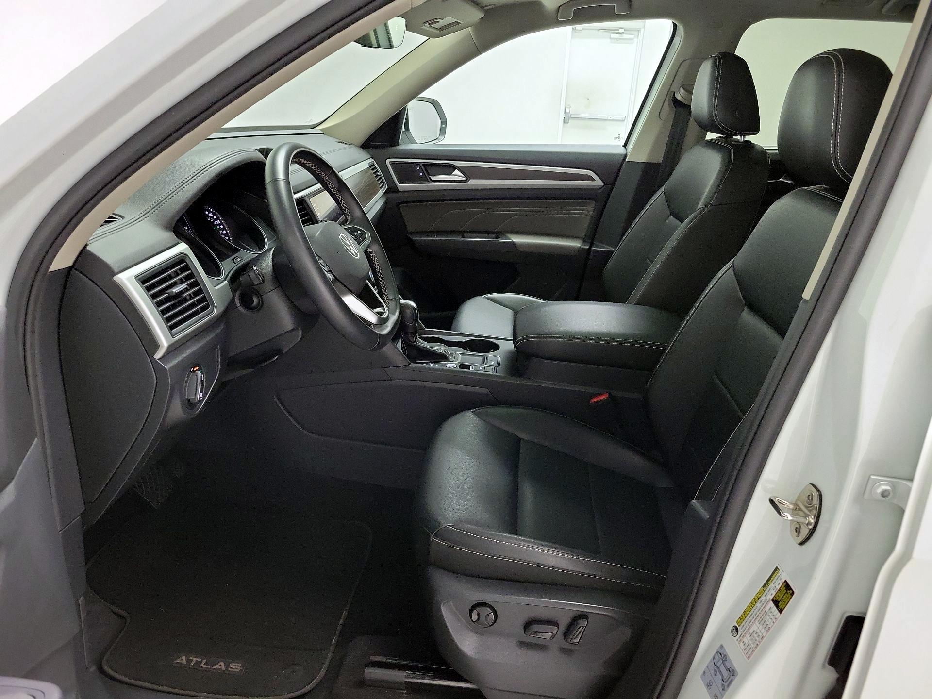Thumbnail: 2021 Volkswagen Atlas - 11