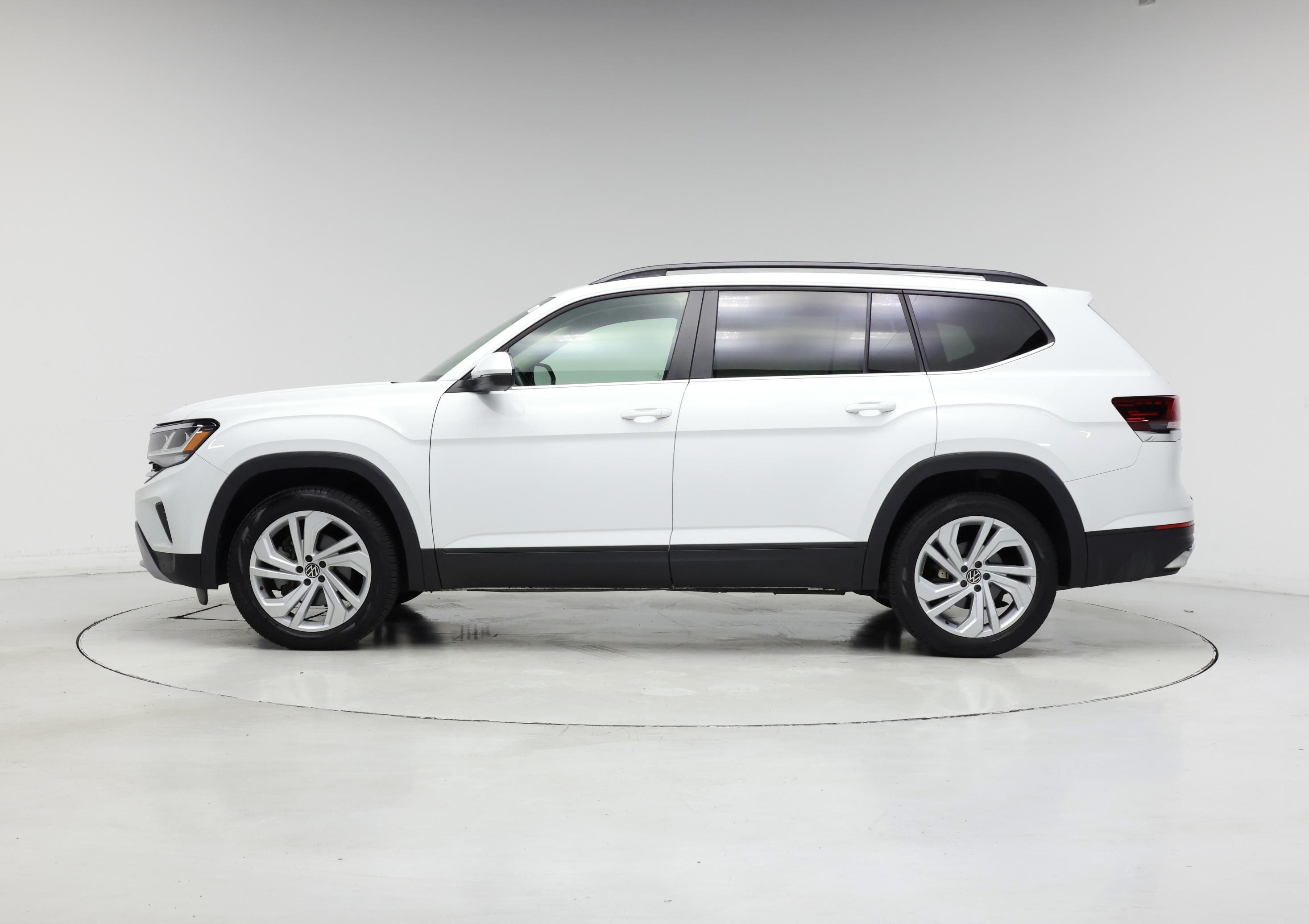 Thumbnail: 2021 Volkswagen Atlas - 3
