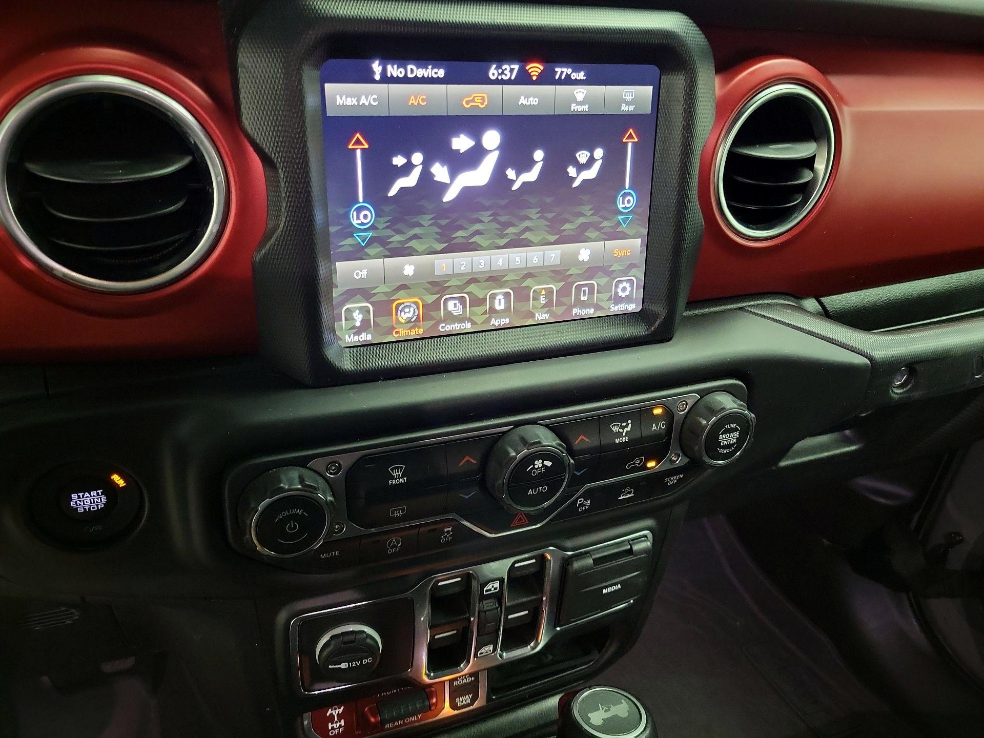 Thumbnail: 2022 Jeep Wrangler - 17