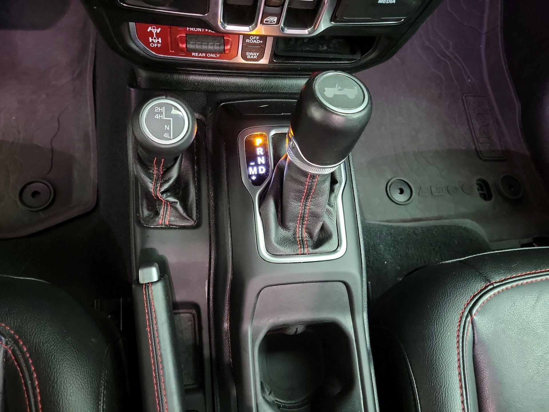 Thumbnail: 2022 Jeep Wrangler - 18