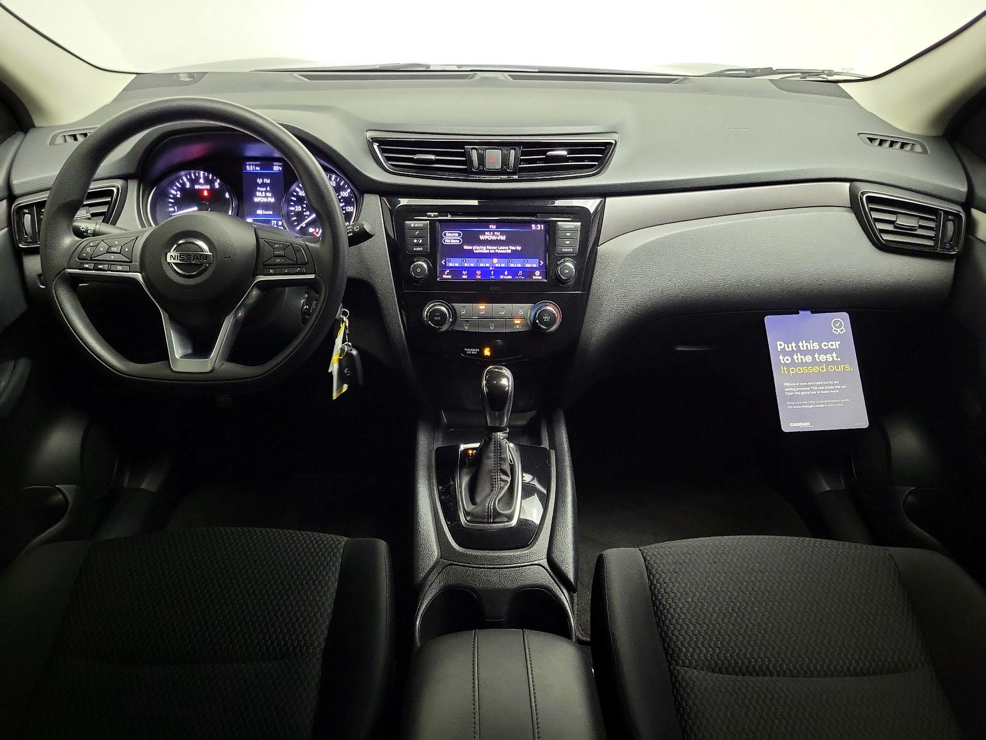 Thumbnail: 2022 Nissan Rogue Sport - 9