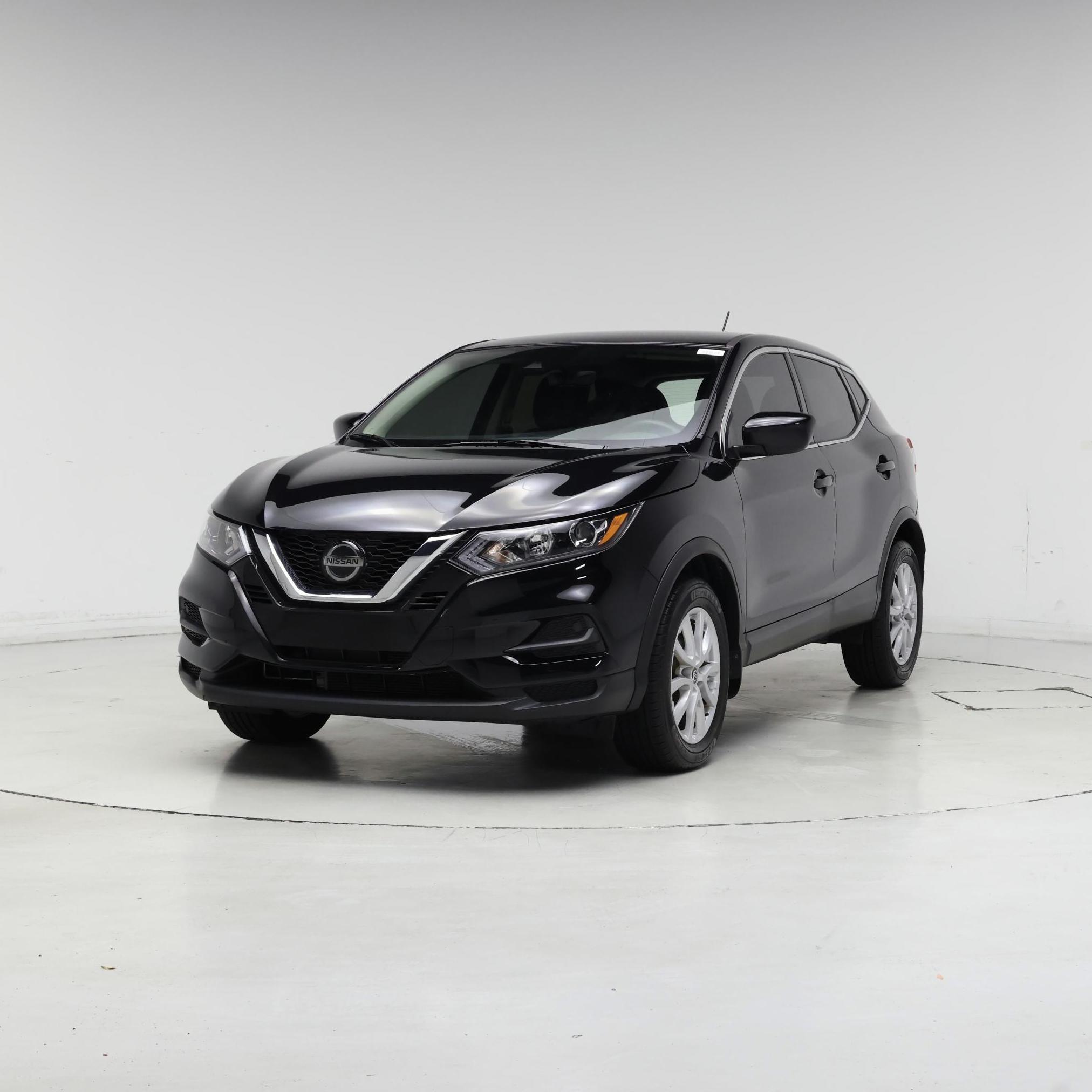 Thumbnail: 2022 Nissan Rogue Sport - 4