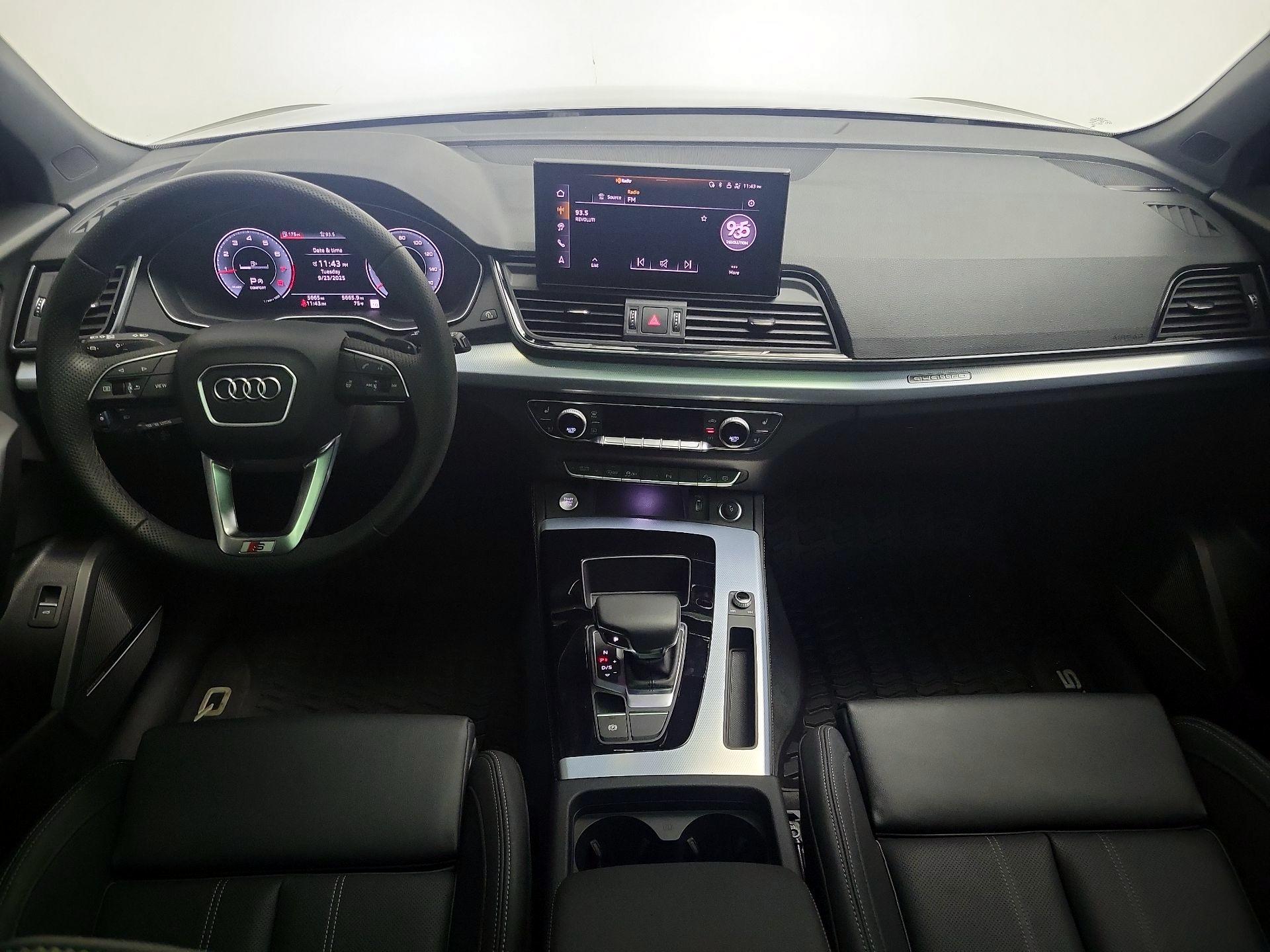 Thumbnail: 2025 Audi Q5 - 9