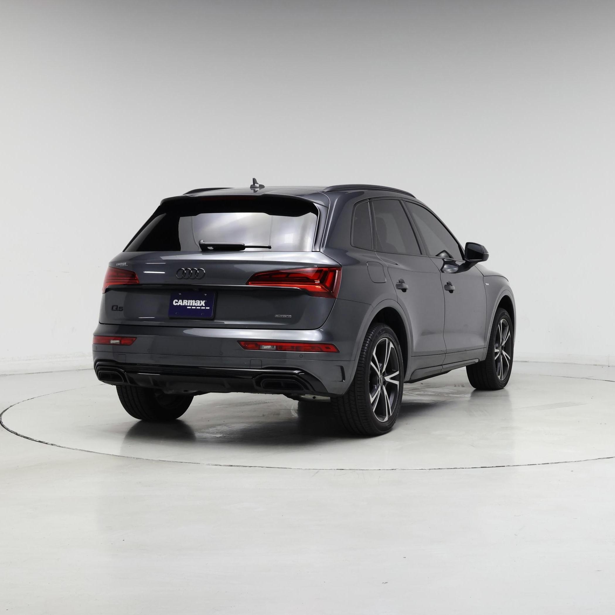 Thumbnail: 2025 Audi Q5 - 8