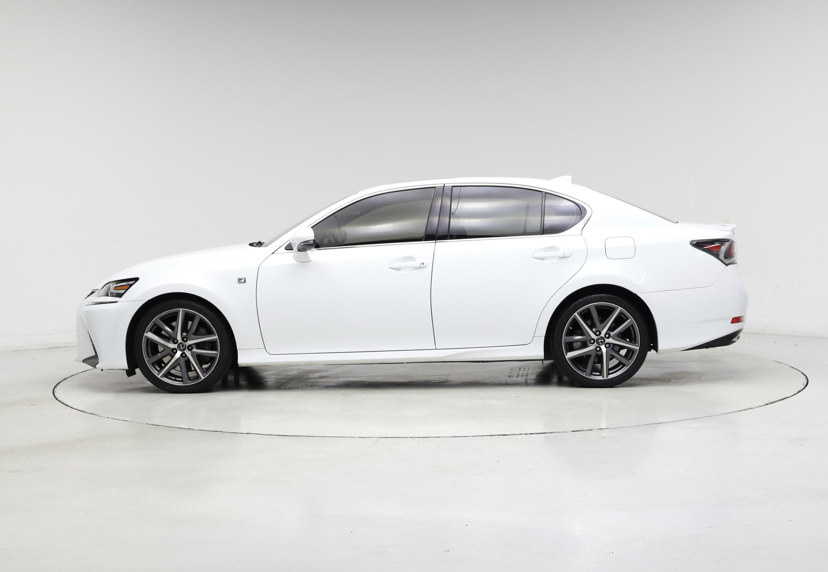 Thumbnail: 2019 Lexus GS - 3