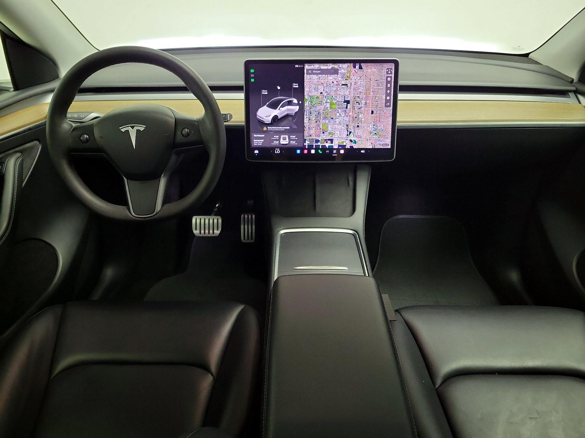 Thumbnail: 2023 Tesla Model Y - 9