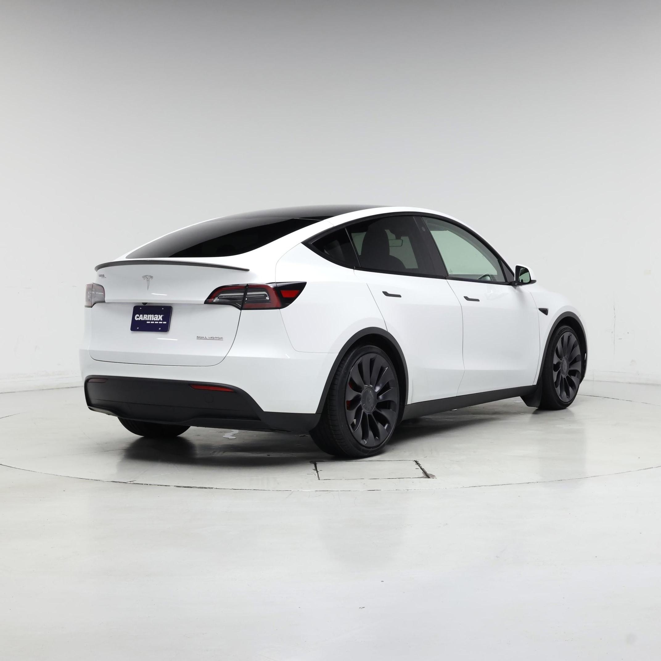 Thumbnail: 2023 Tesla Model Y - 8