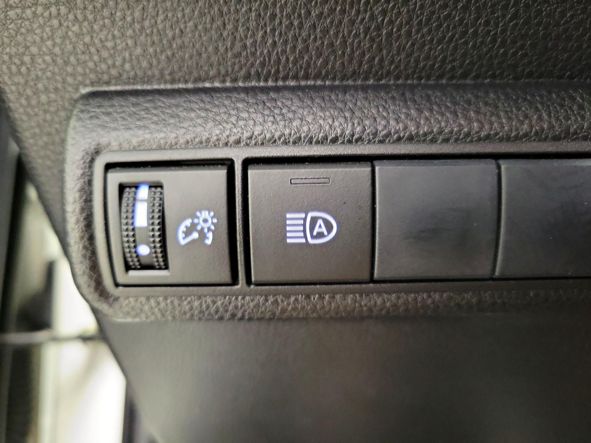 Thumbnail: 2019 Toyota Corolla - 13