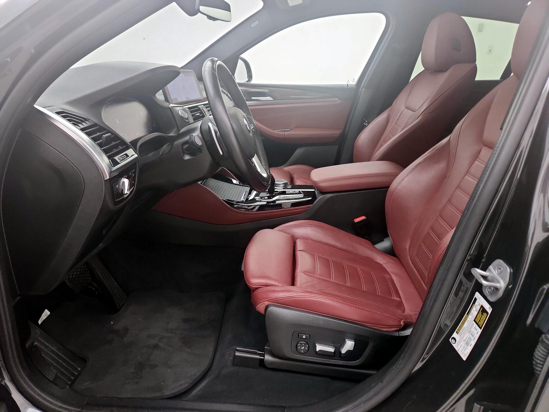 Thumbnail: 2021 BMW X4 - 11
