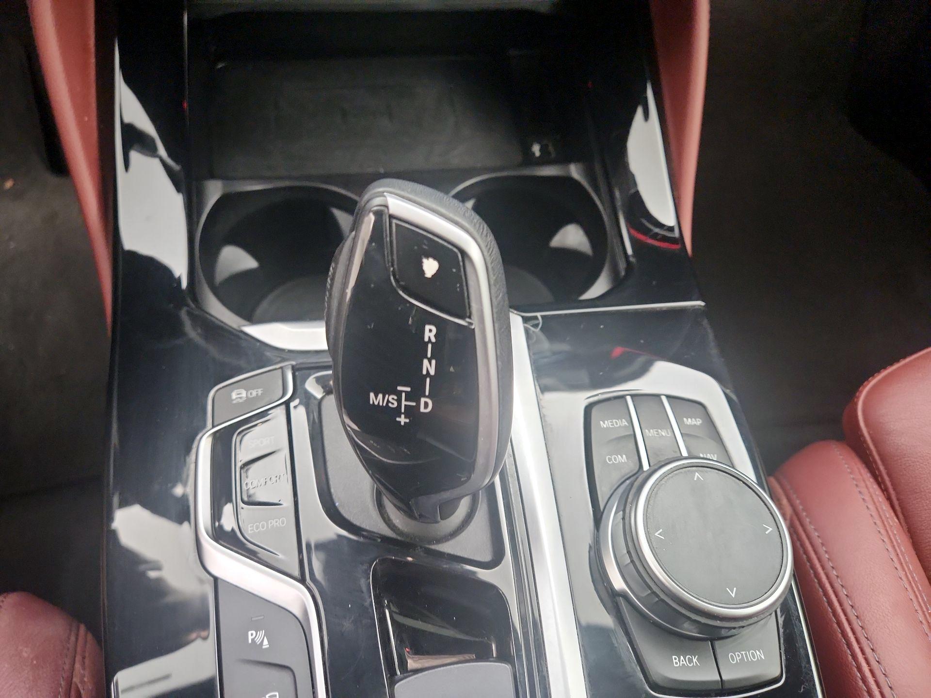 Thumbnail: 2021 BMW X4 - 18