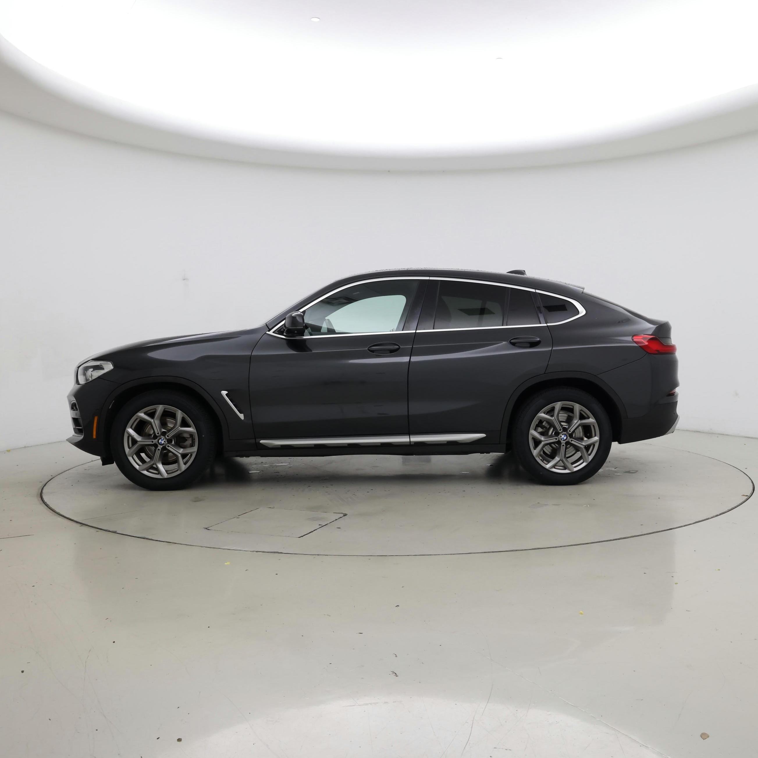 Thumbnail: 2021 BMW X4 - 3
