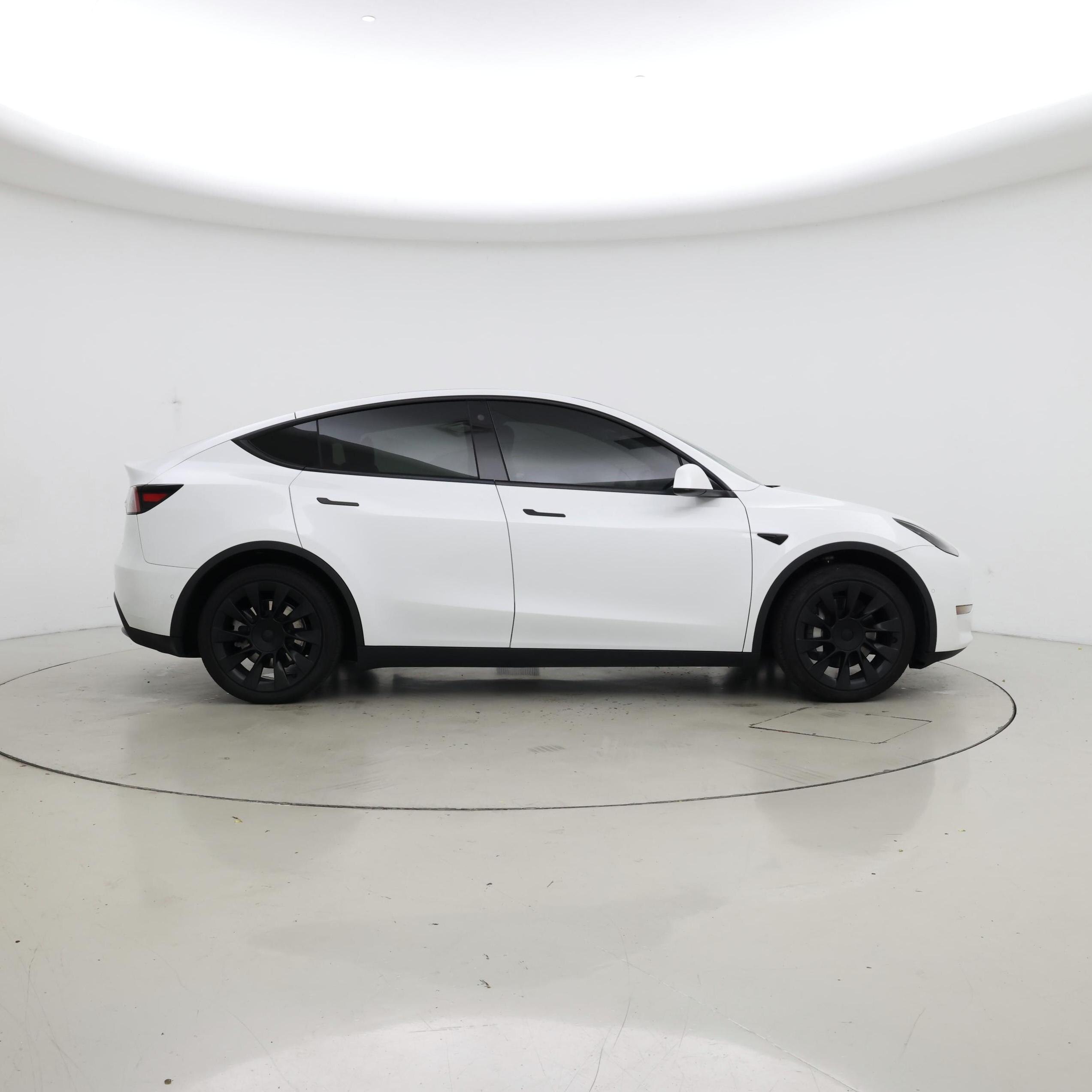Thumbnail: 2022 Tesla Model Y - 7
