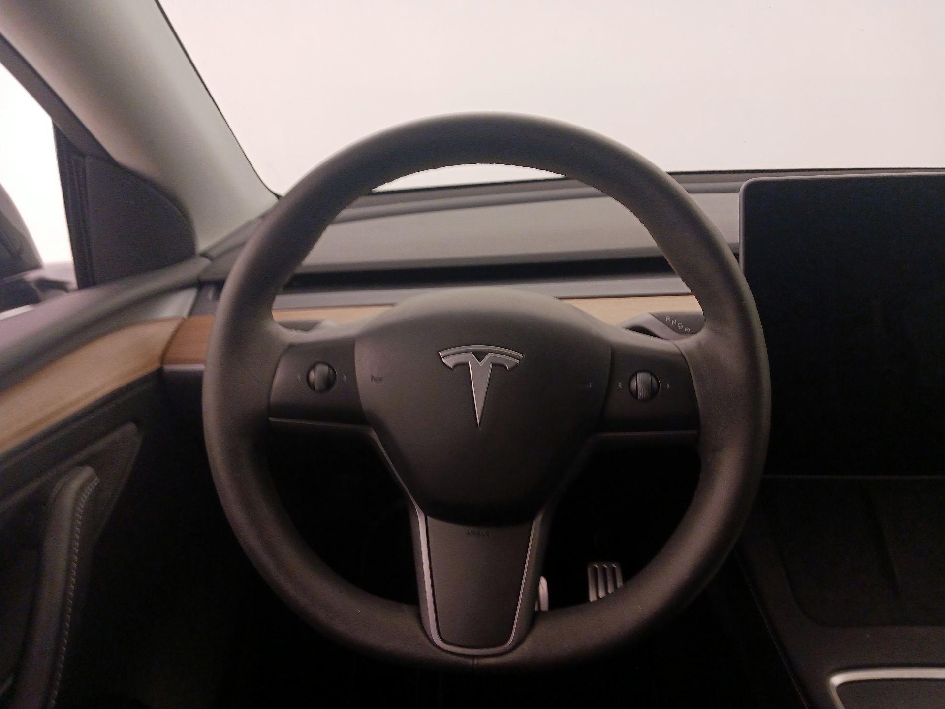 Thumbnail: 2022 Tesla Model Y - 10
